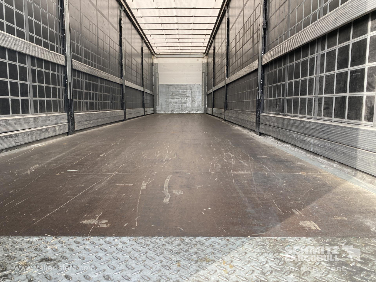 Schmitz Cargobull Semitrailer Curtainsider Standard 