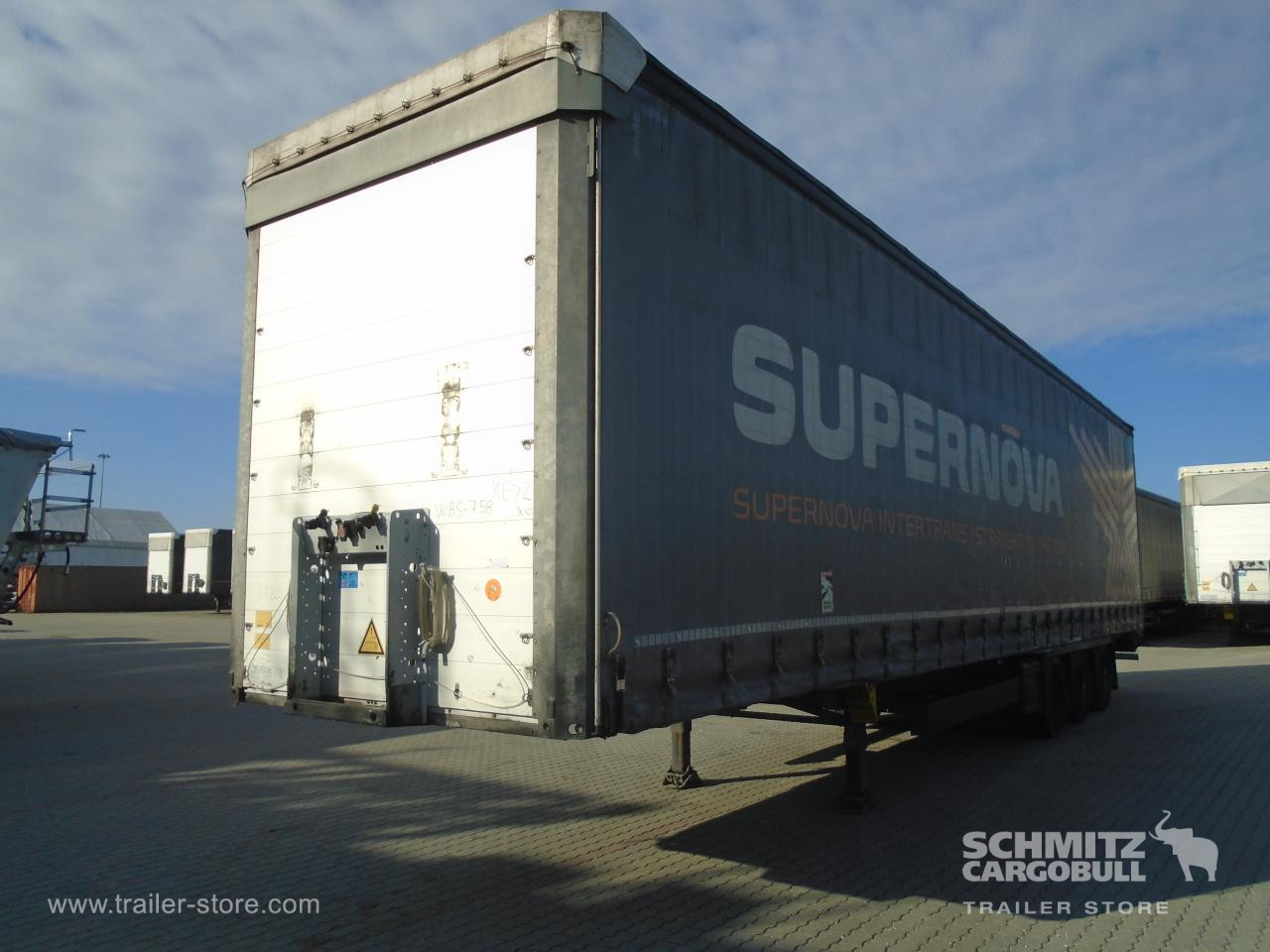 Schmitz Cargobull Curtainsider Mega 