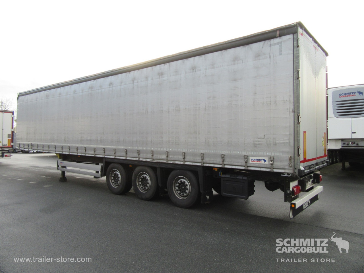 Schmitz Cargobull Curtainsider Standard 