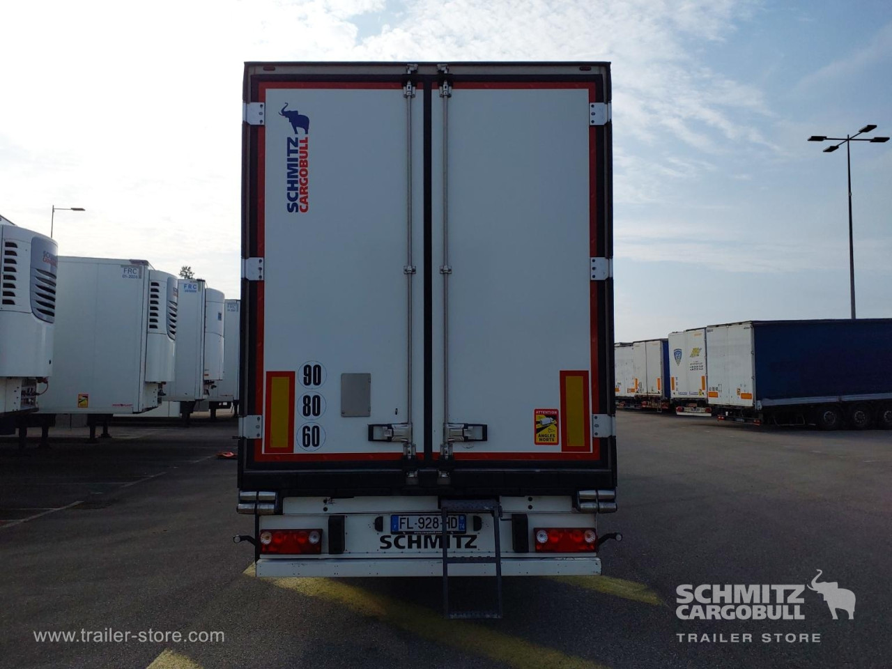 Schmitz Cargobull Semitrailer Reefer Standard 