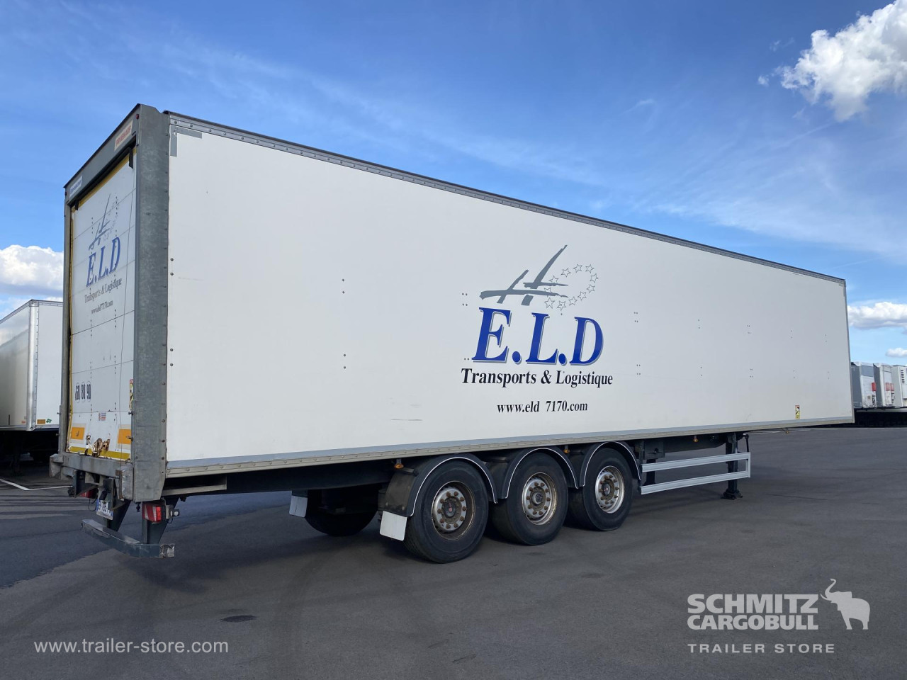 FRUEHAUF Semitrailer Dryfreight Standard Porte relevante 