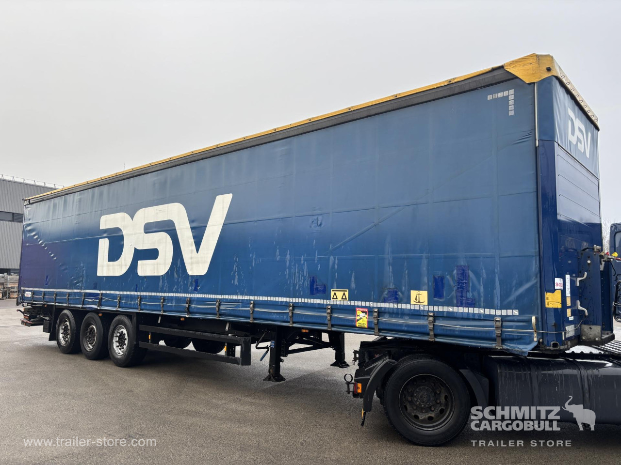 Schmitz Cargobull Curtainsider Standard 