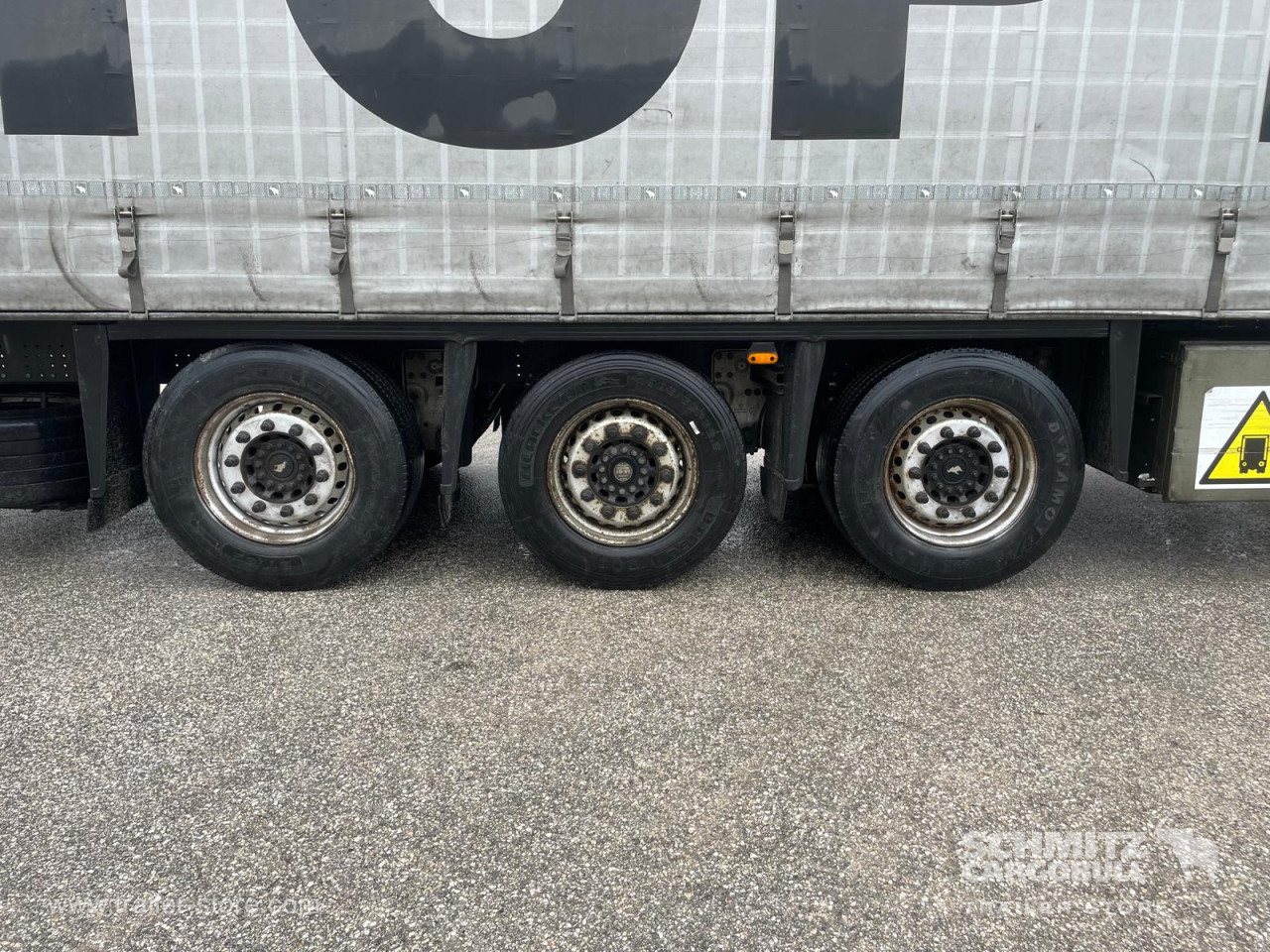 Schmitz Cargobull Curtainsider Standard 