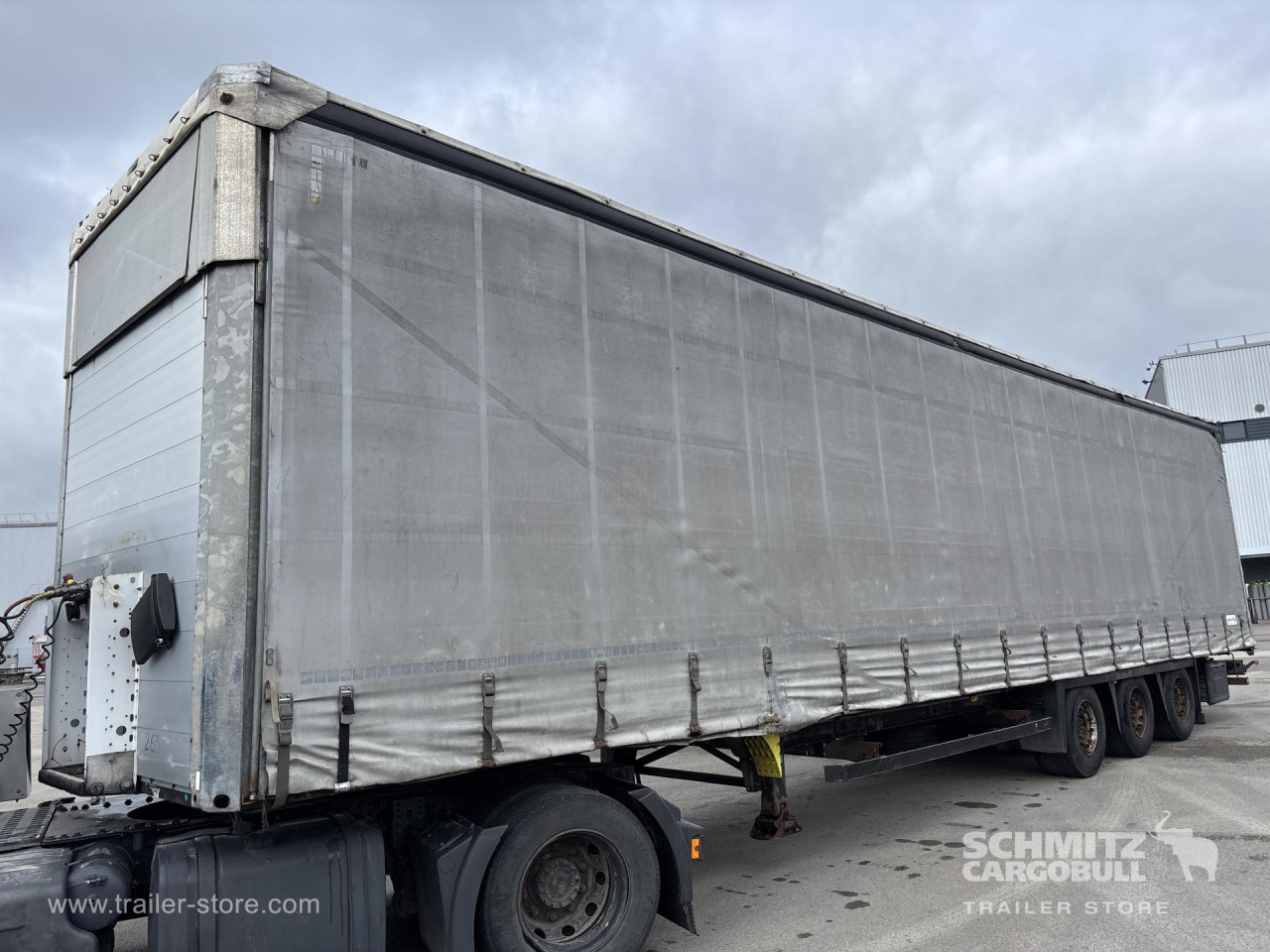 Schmitz Cargobull Curtainsider Mega 
