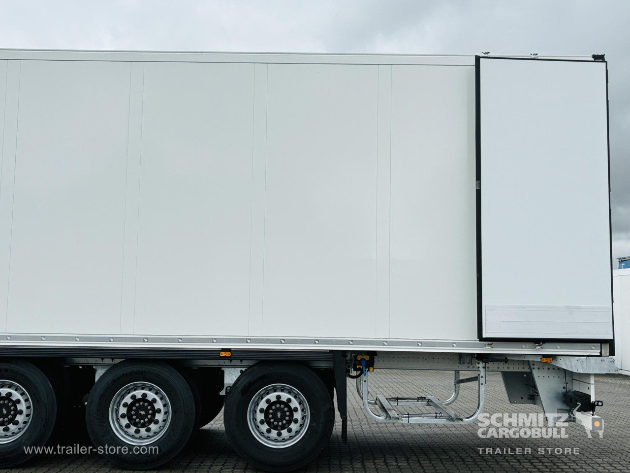 Schmitz Cargobull Tiefkühler Standard Doppelstock Trennwand 