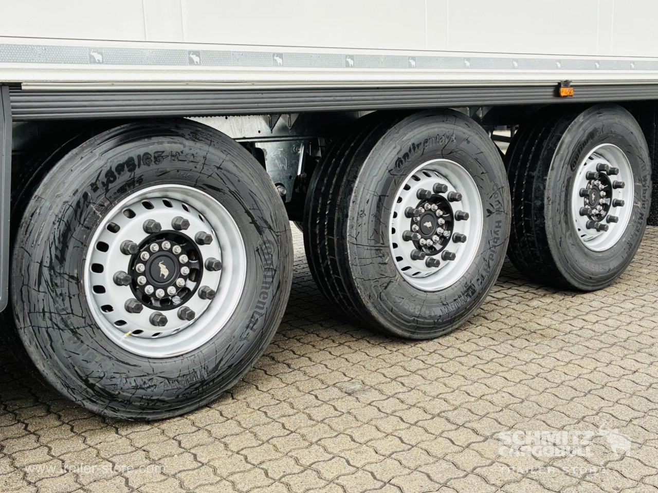 Schmitz Cargobull Tiefkühler Standard Doppelstock Trennwand 