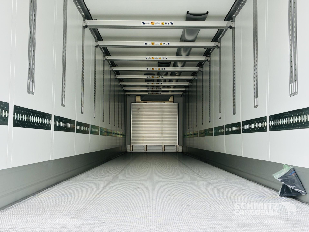 Schmitz Cargobull Tiefkühler Standard Doppelstock Trennwand 