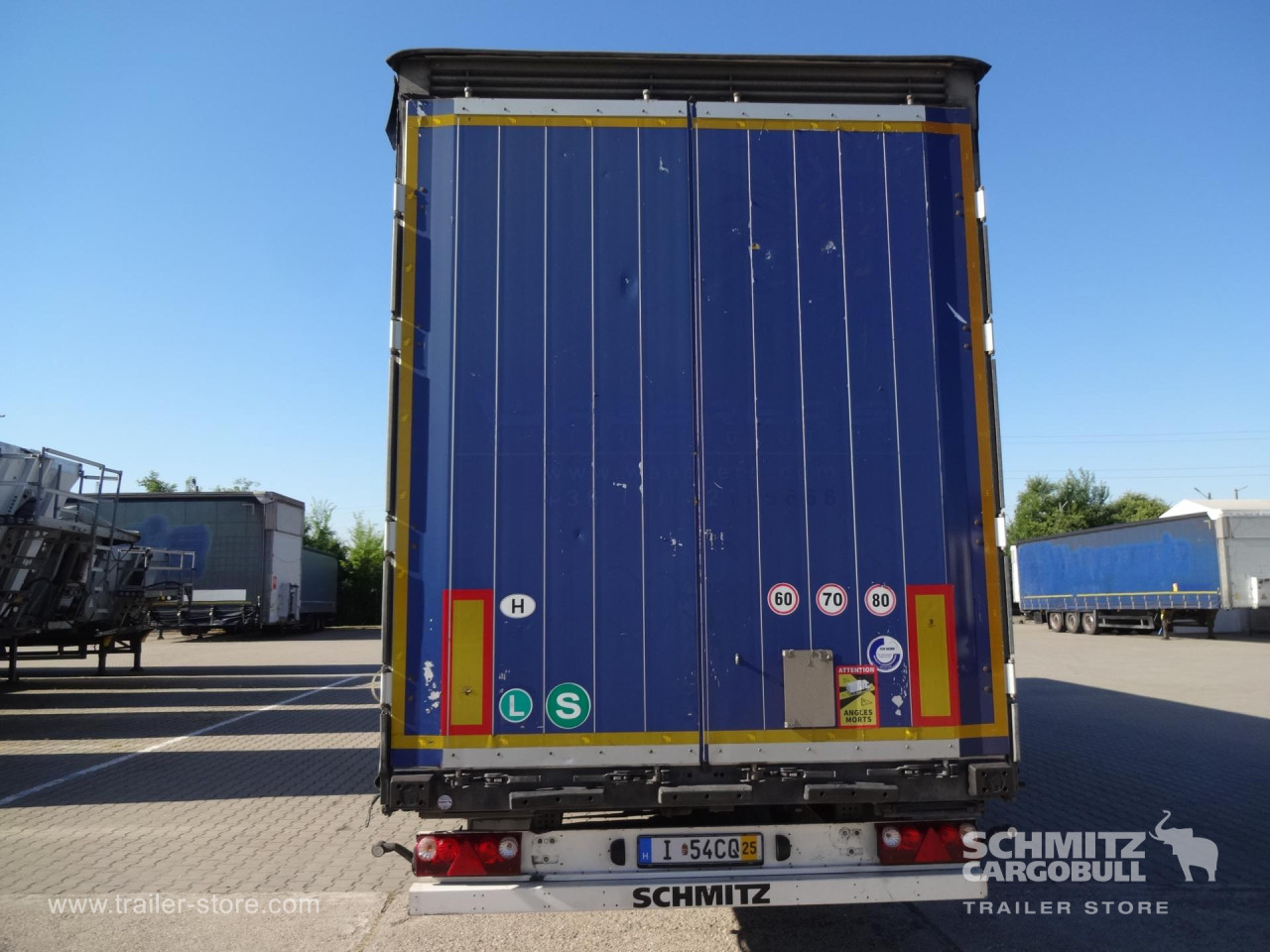 Schmitz Cargobull Curtainsider Mega 