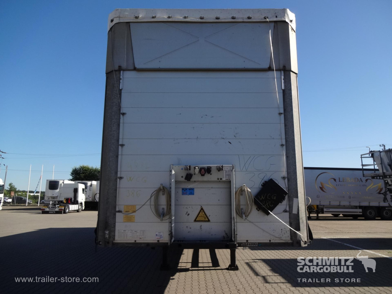 Schmitz Cargobull Curtainsider Mega 