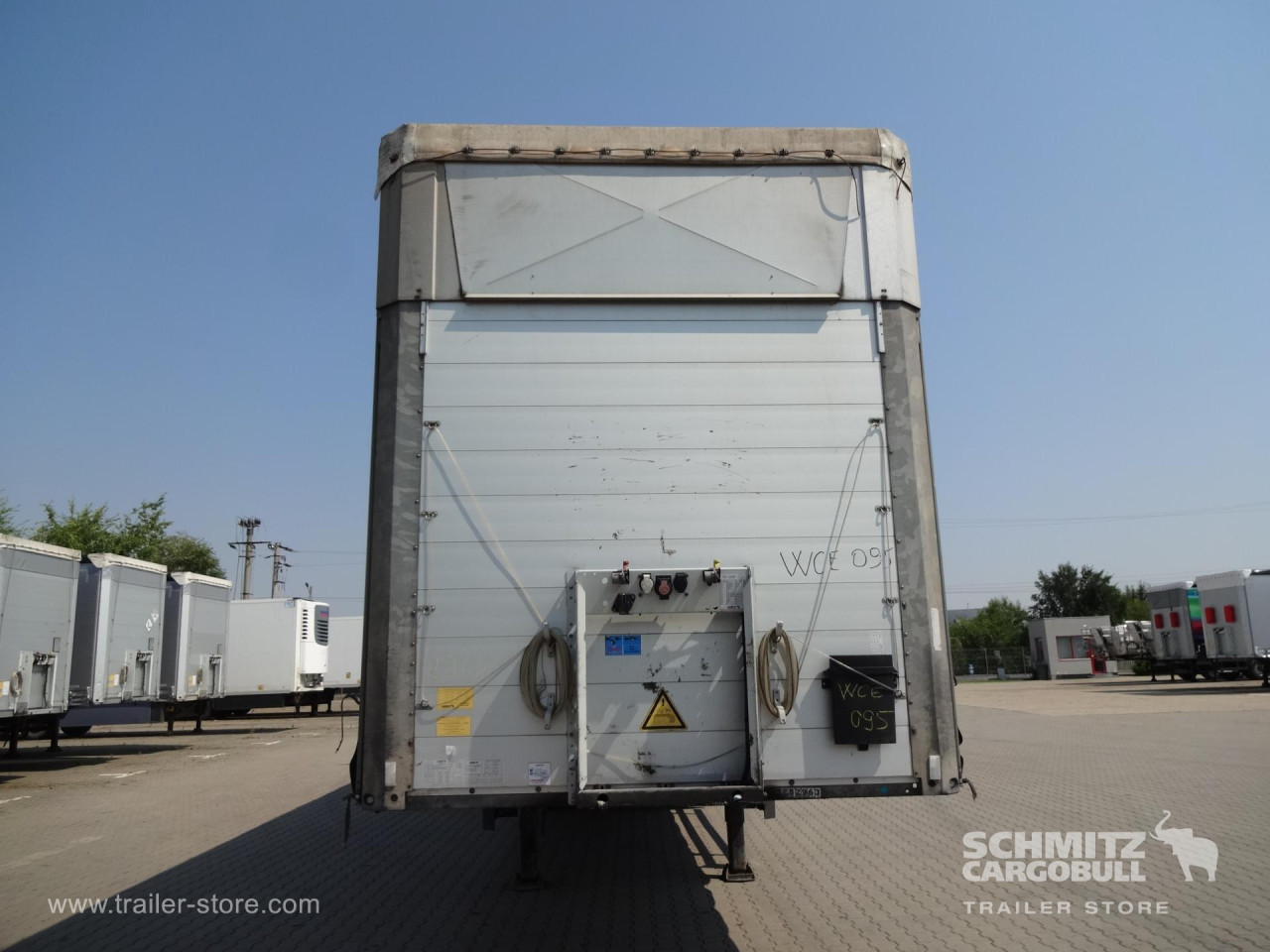 Schmitz Cargobull Curtainsider Mega 