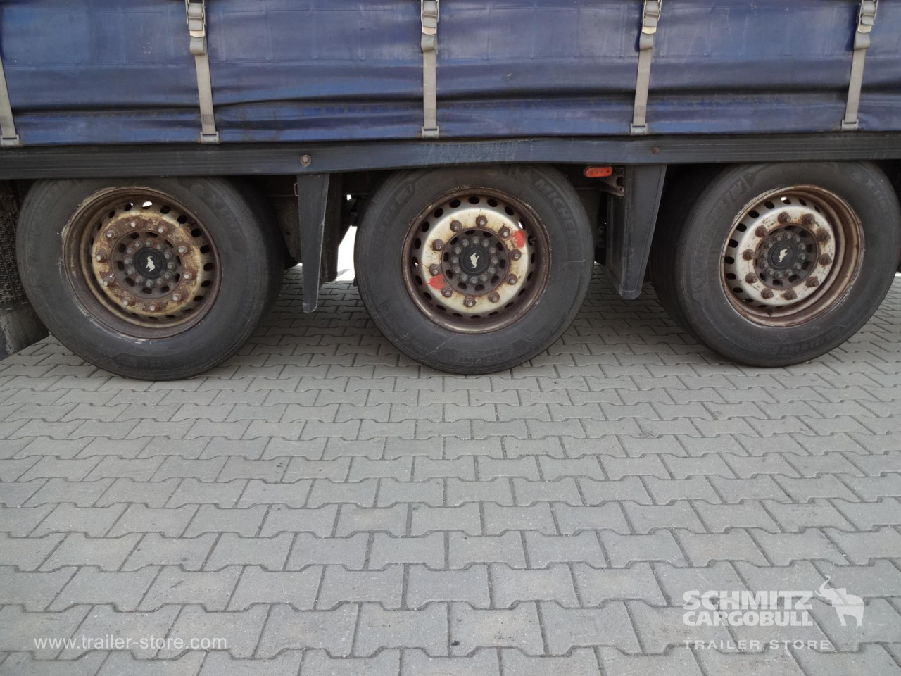 Schmitz Cargobull Curtainsider Mega 
