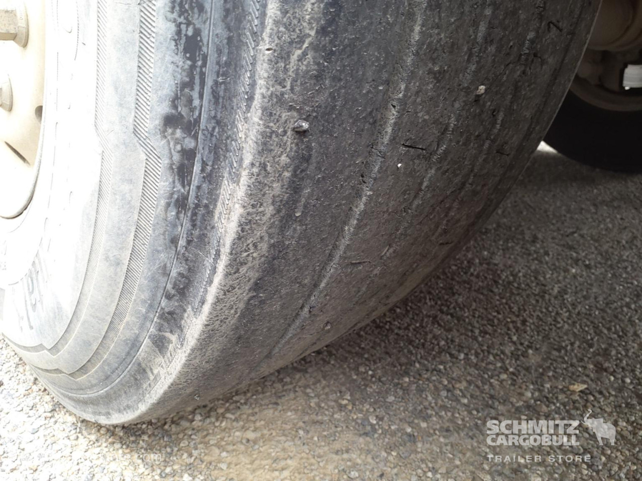 Schmitz Cargobull Semitrailer Tipper Steel half pipe body 26m³ 