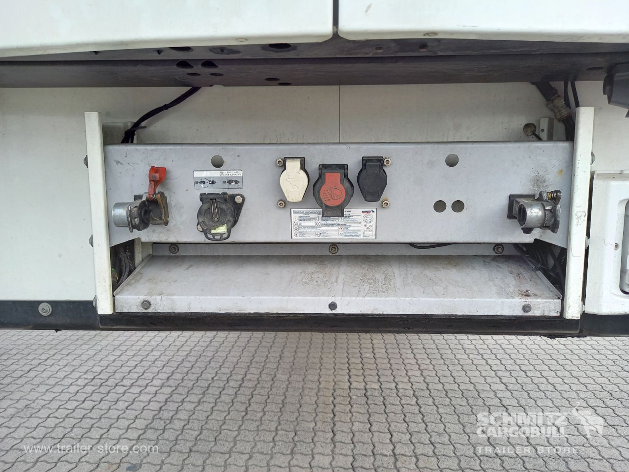 Schmitz Cargobull Tiefkühler Standard Doppelstock 