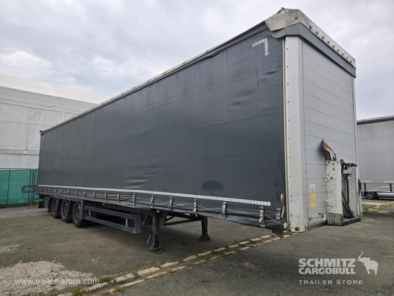 Schmitz Cargobull Curtainsider Mega 