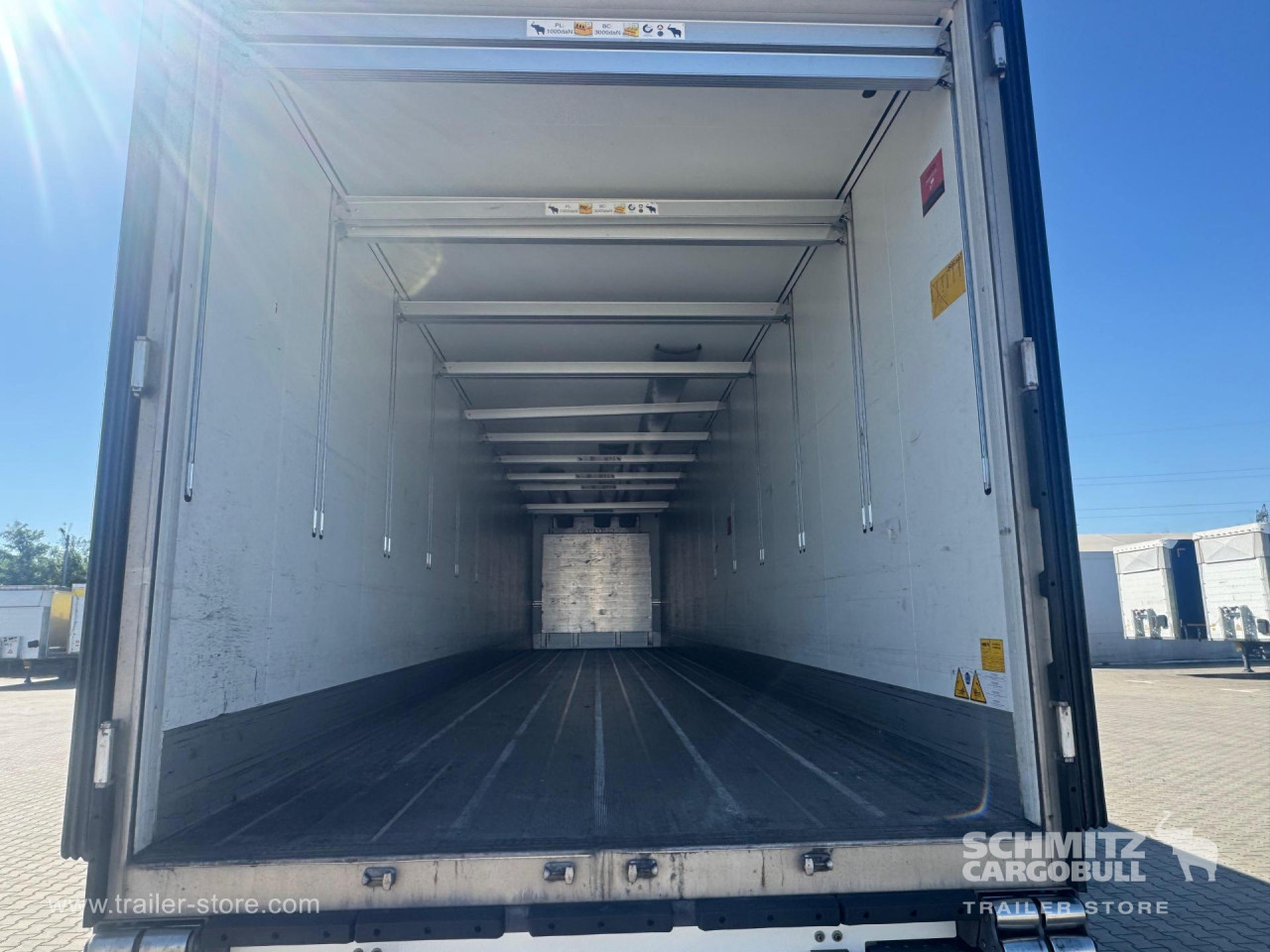 Schmitz Cargobull Reefer Standard 