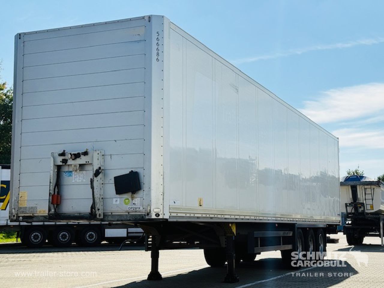 Schmitz Cargobull Oplegger Kasten Standard Taillift 