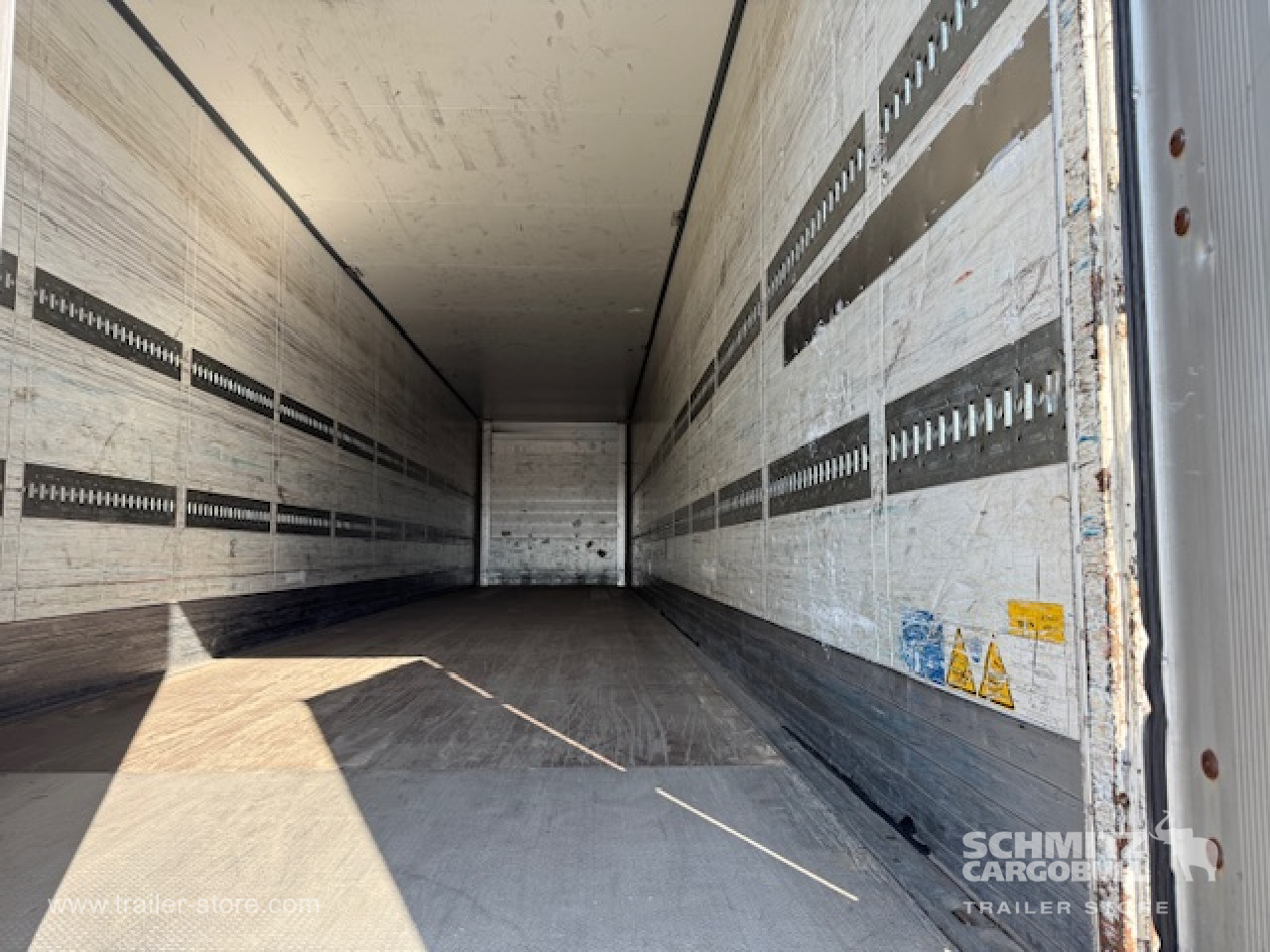 Schmitz Cargobull Oplegger Kasten Standard Taillift 
