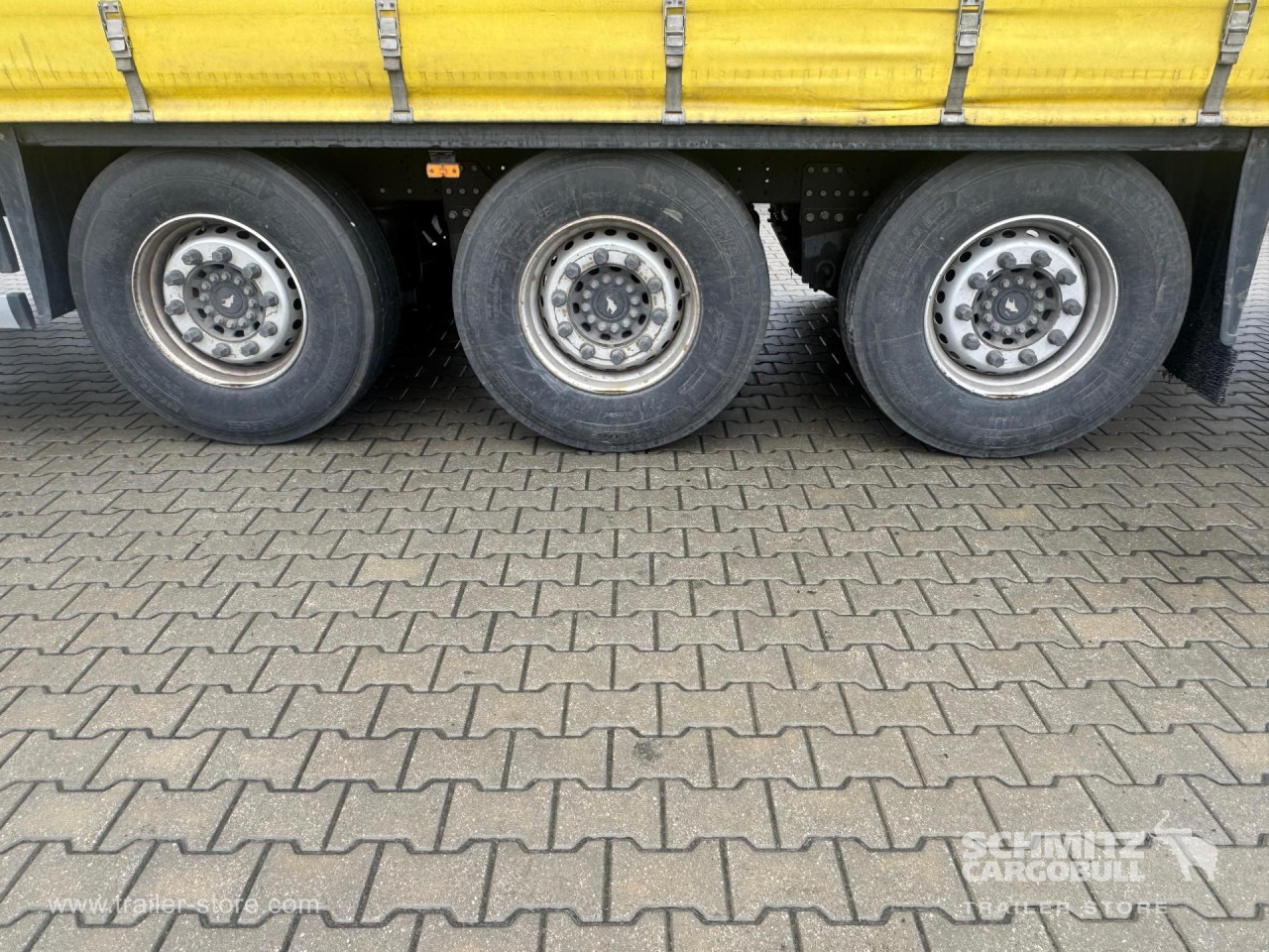 Schmitz Cargobull Curtainsider Standard 
