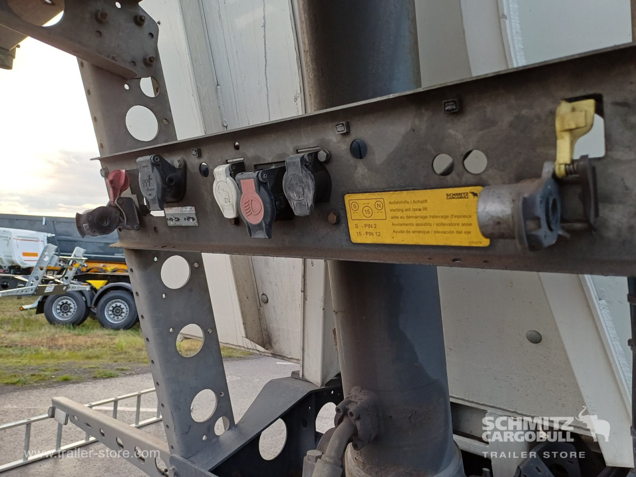 Schmitz Cargobull Kipper Alukastenmulde 44m³ 