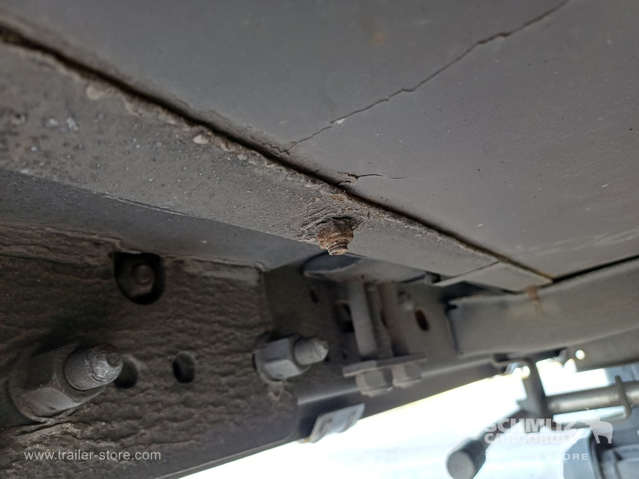 Schmitz Cargobull Curtainsider Mega 