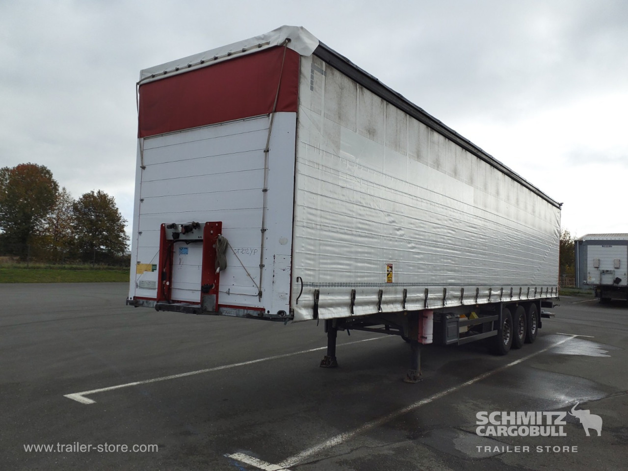 Schmitz Cargobull Semitrailer Curtainsider Standard Hayon 