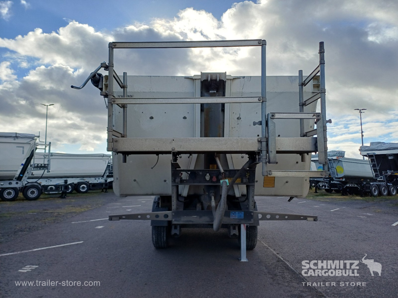 Schmitz Cargobull Kipper Alukastenmulde 24m³ 