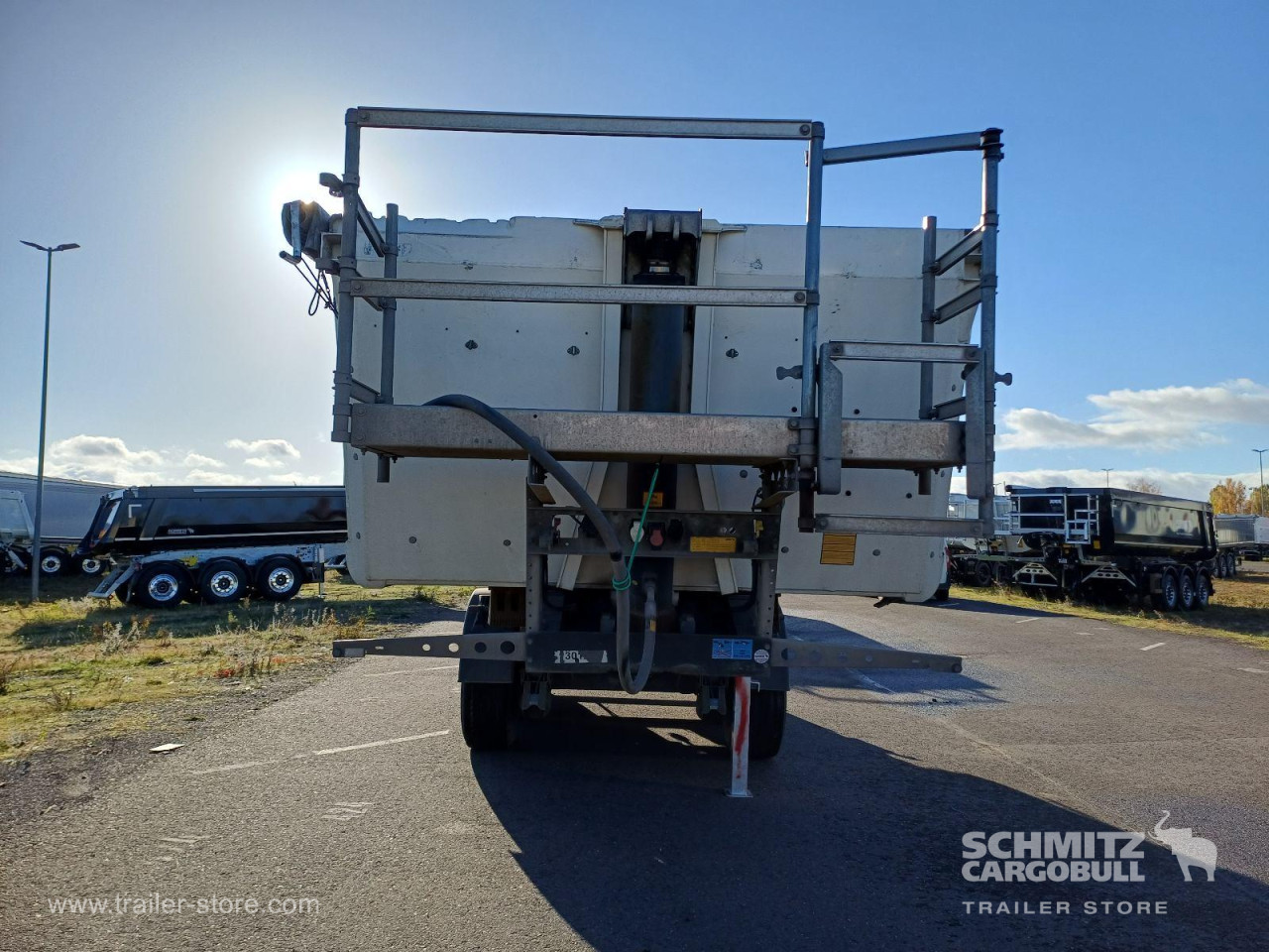 Schmitz Cargobull Kipper Alukastenmulde 24m³ 