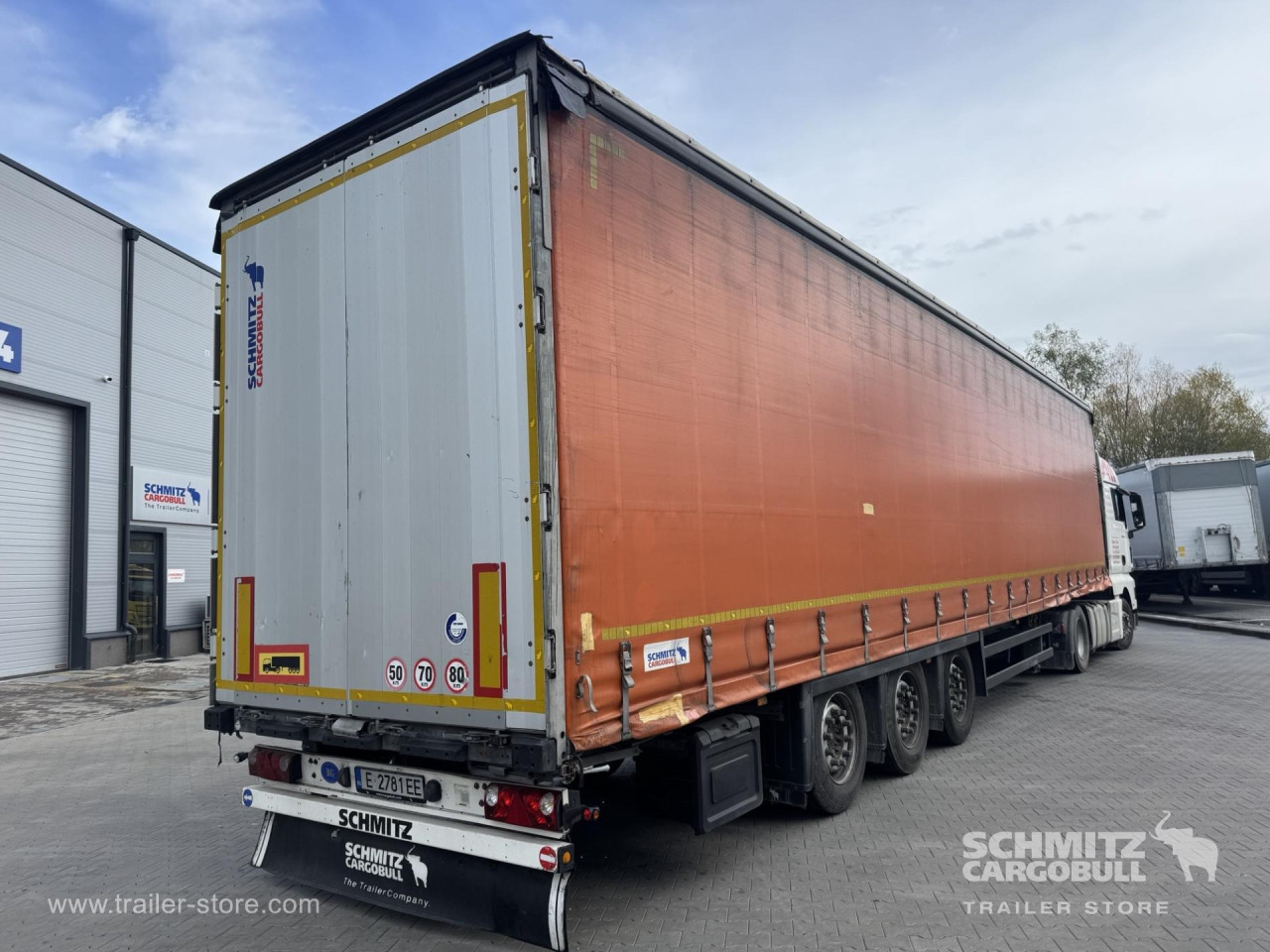 Schmitz Cargobull Curtainsider Mega 