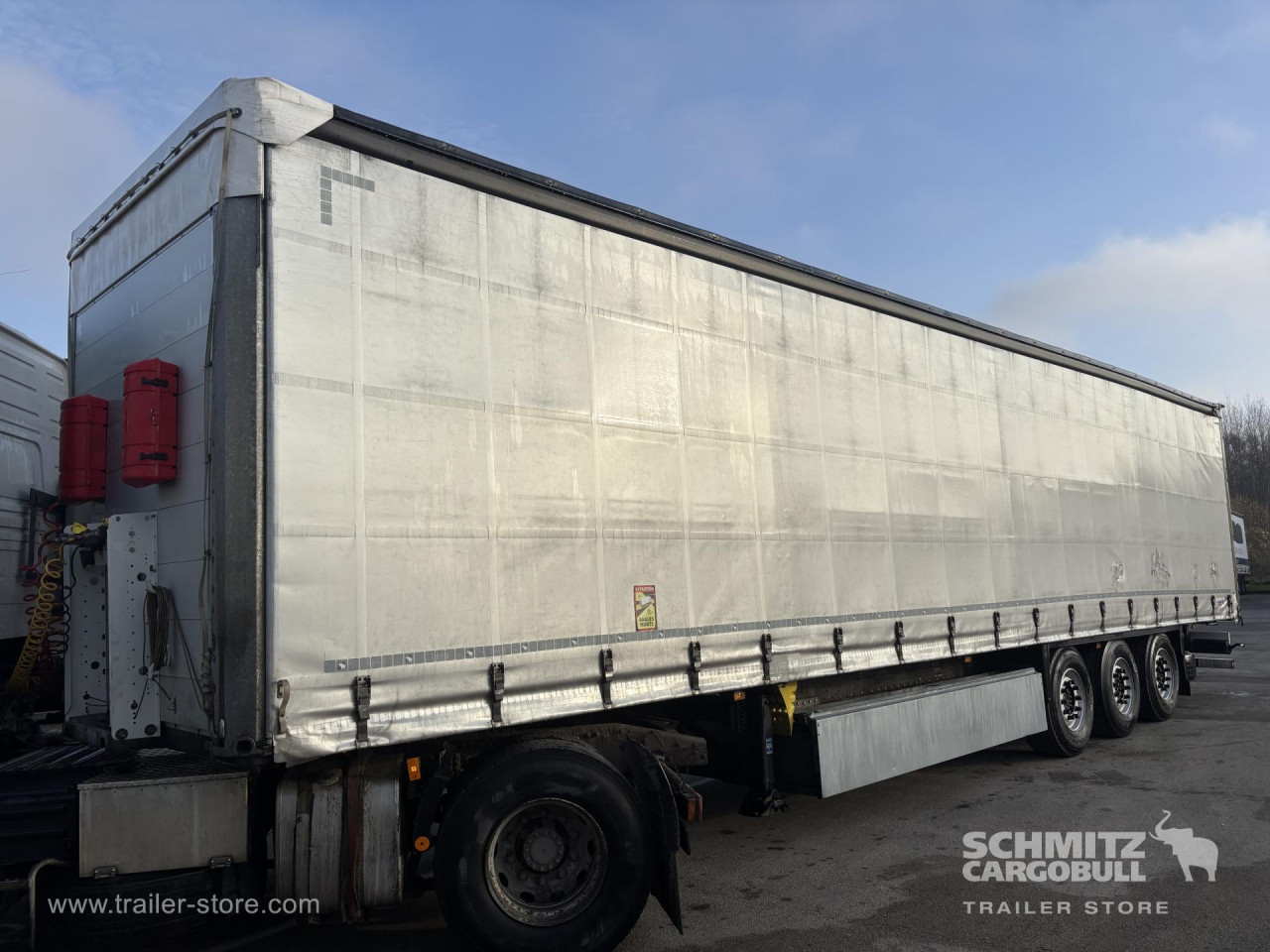 Schmitz Cargobull Curtainsider Standard 