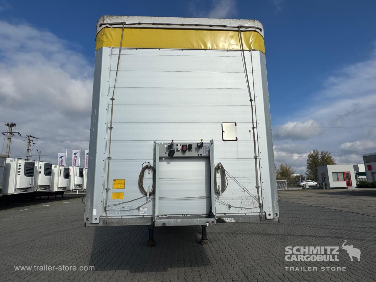 Schmitz Cargobull Curtainsider Standard 