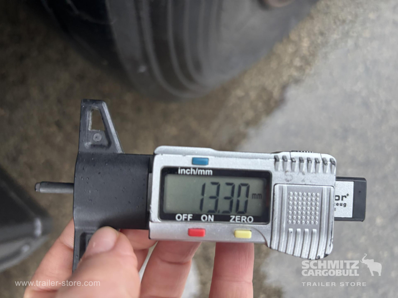 Schmitz Cargobull Curtainsider Mega 