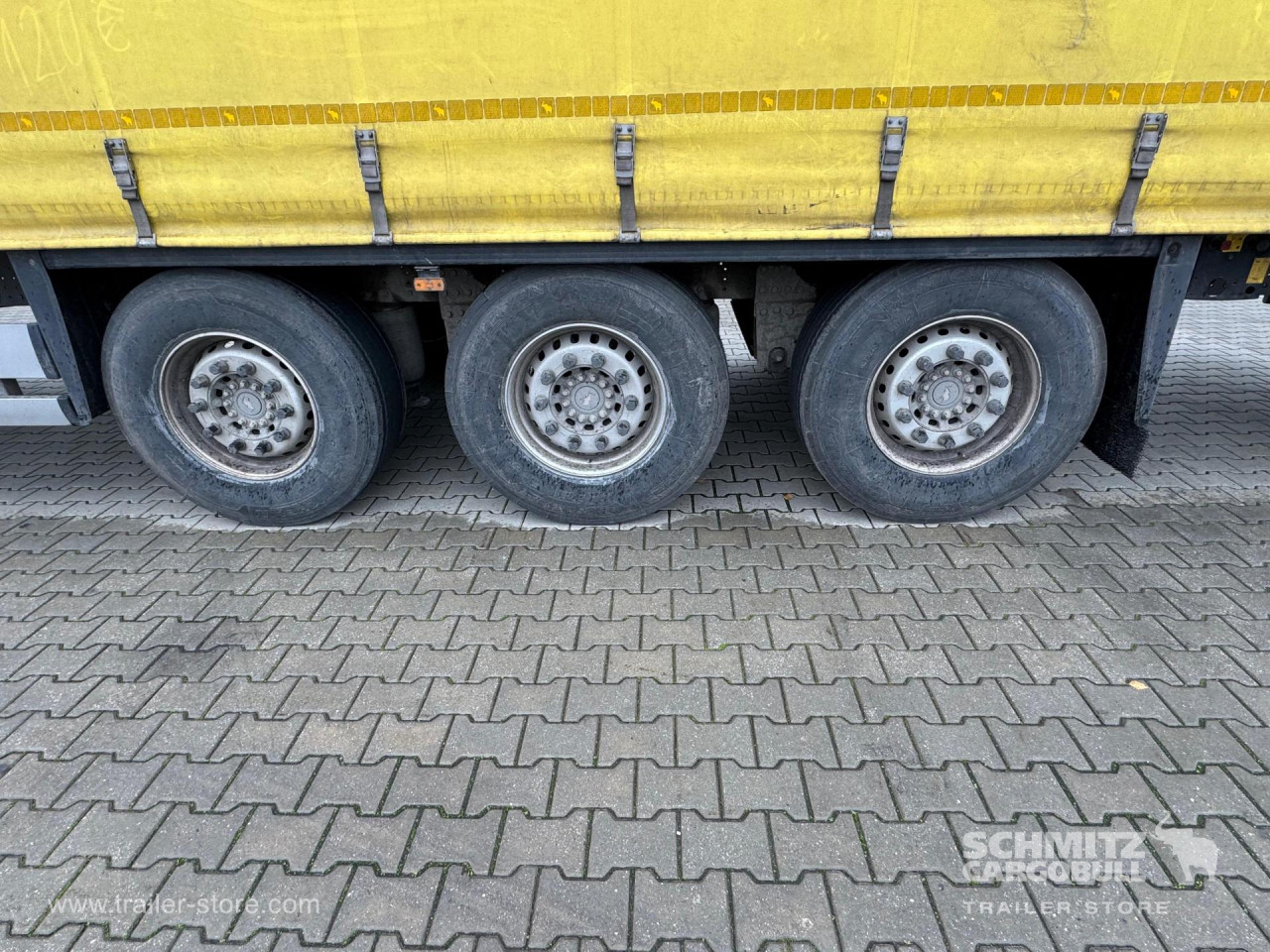 Schmitz Cargobull Curtainsider Standard 