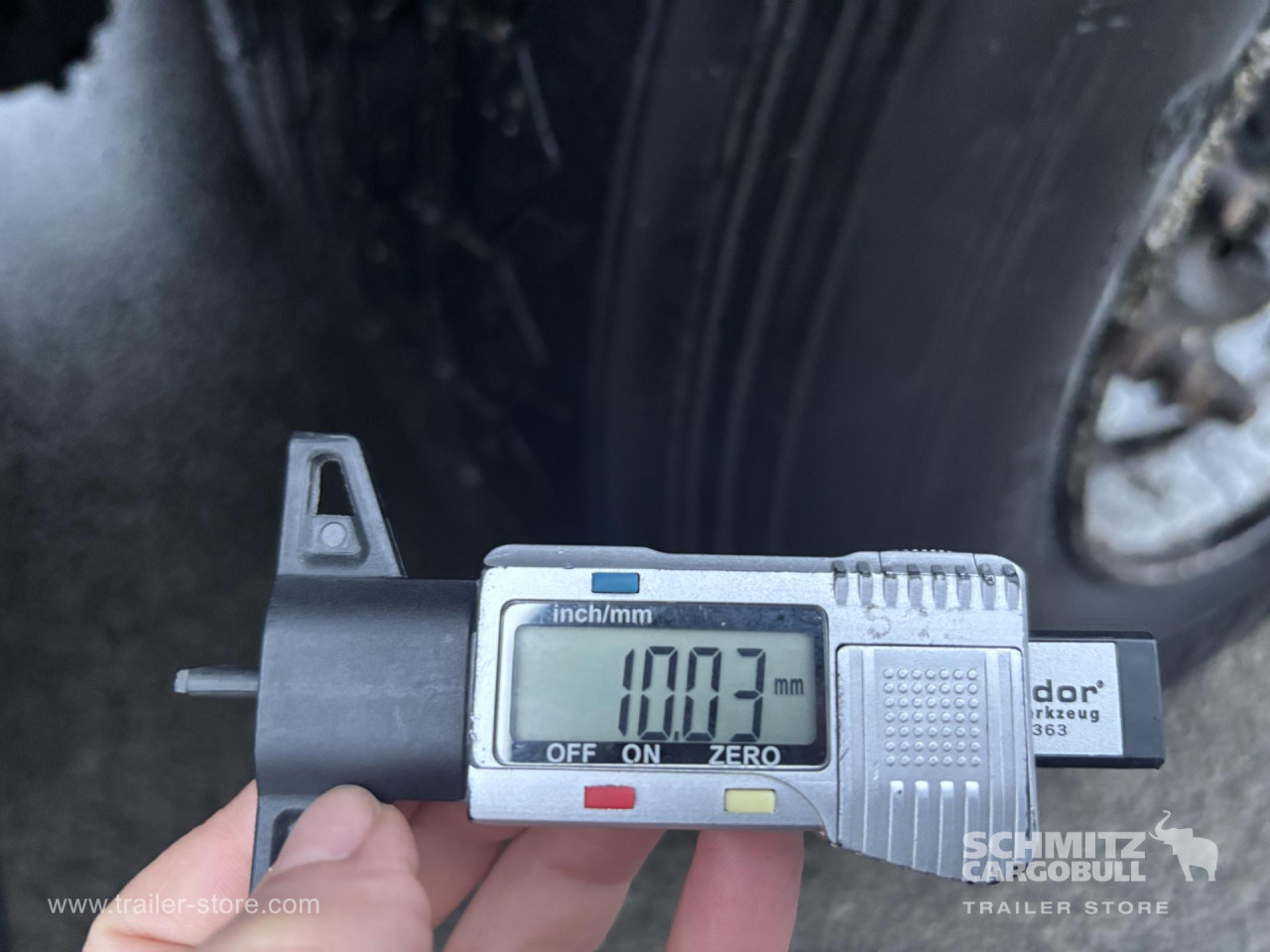 Schmitz Cargobull Curtainsider Mega 