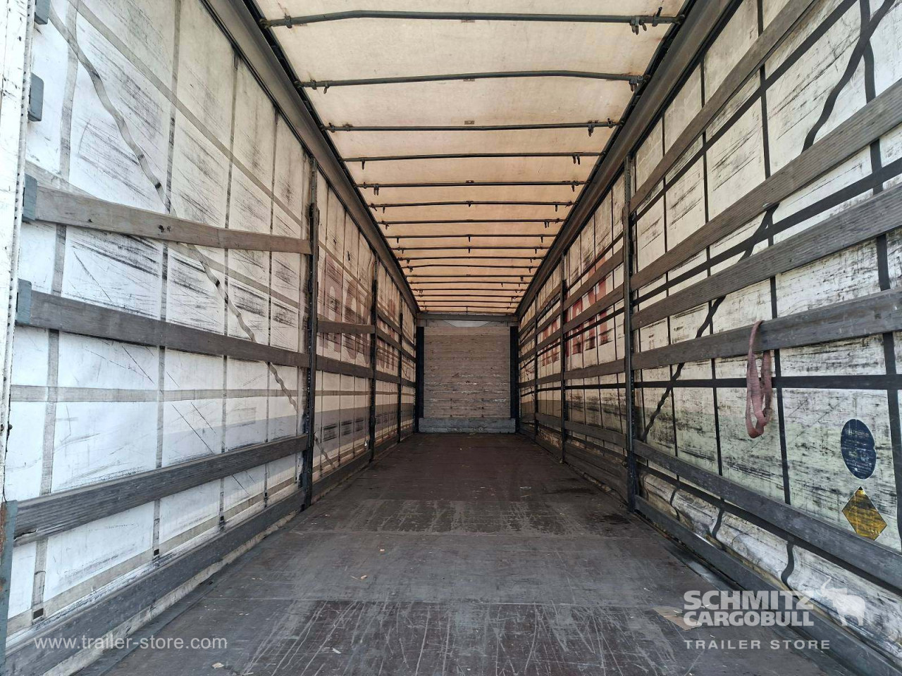 Schmitz Cargobull Curtainsider Varios 