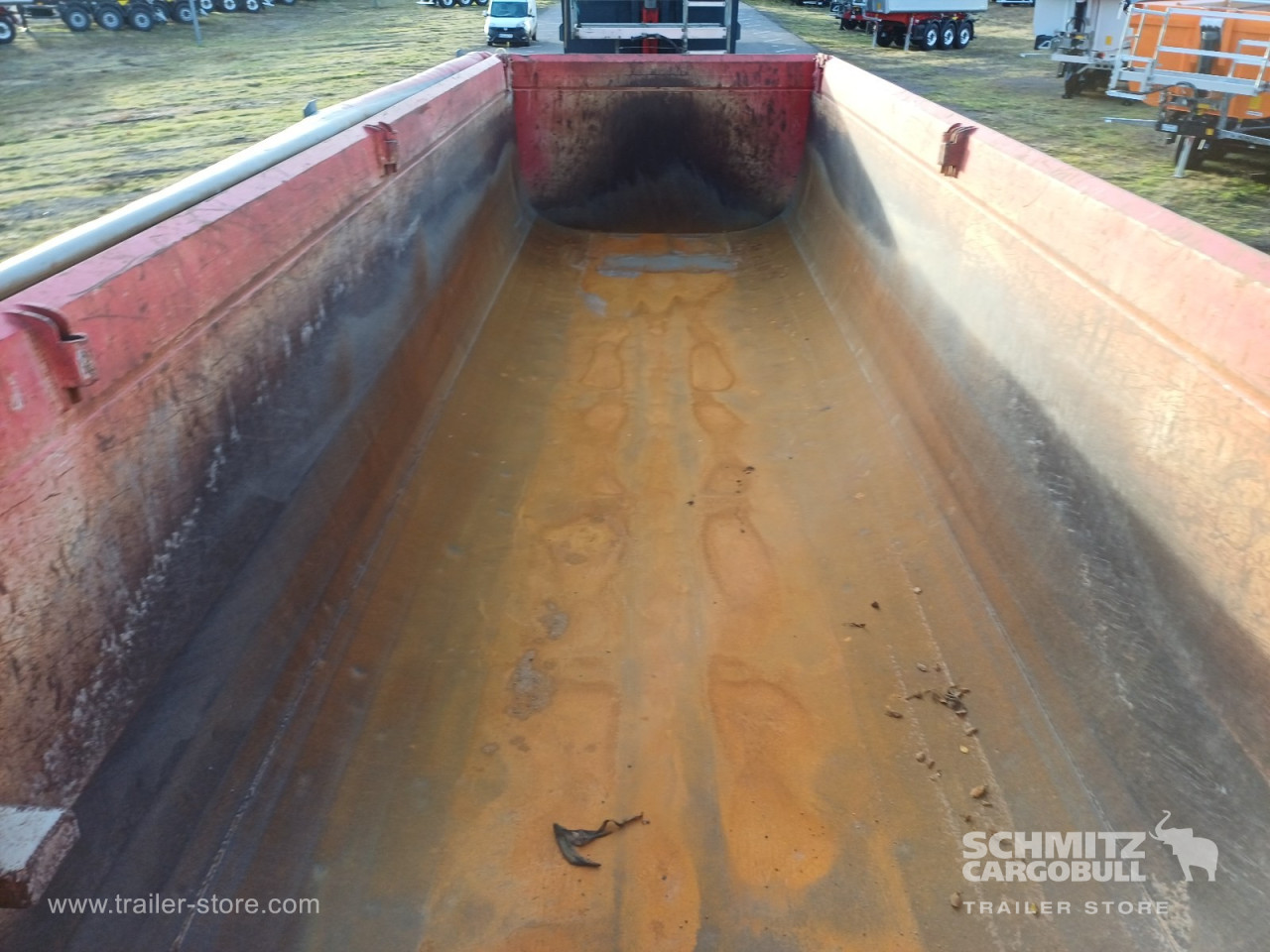 Schmitz Cargobull Kipper Stahlrundmulde 24m³ 