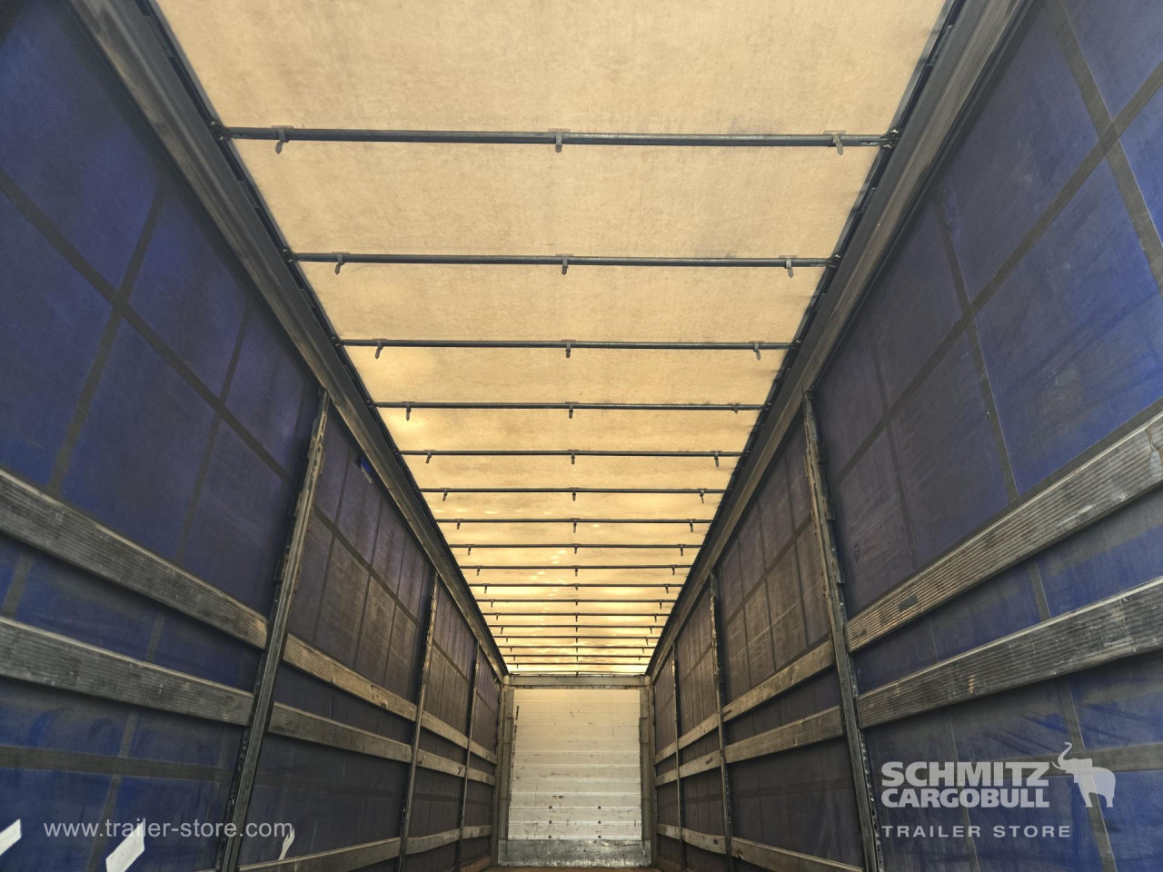 Schmitz Cargobull Curtainsider Varios 