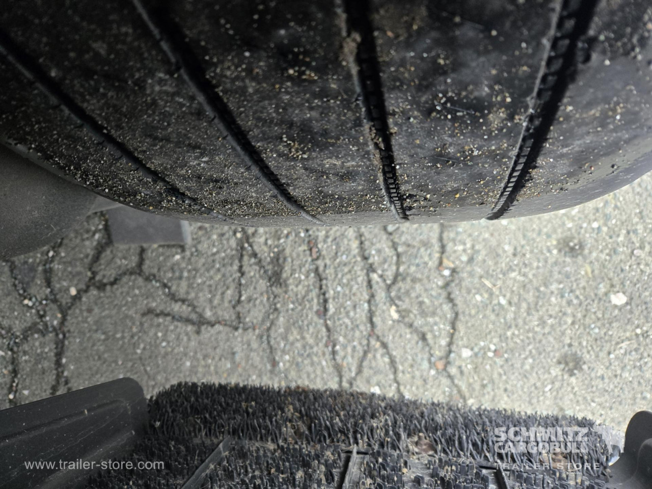 Schmitz Cargobull Curtainsider Varios 