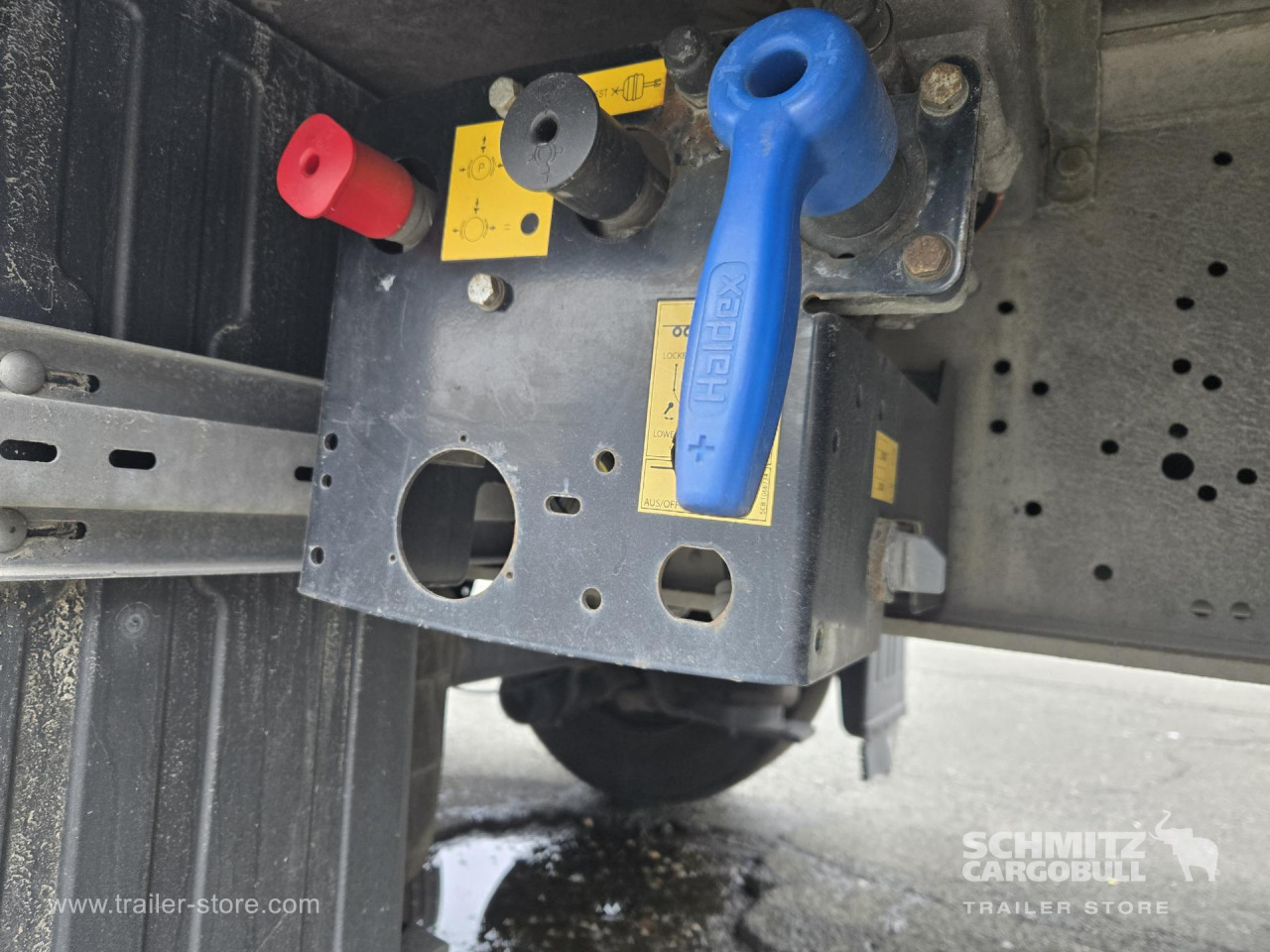 Schmitz Cargobull Curtainsider Varios 