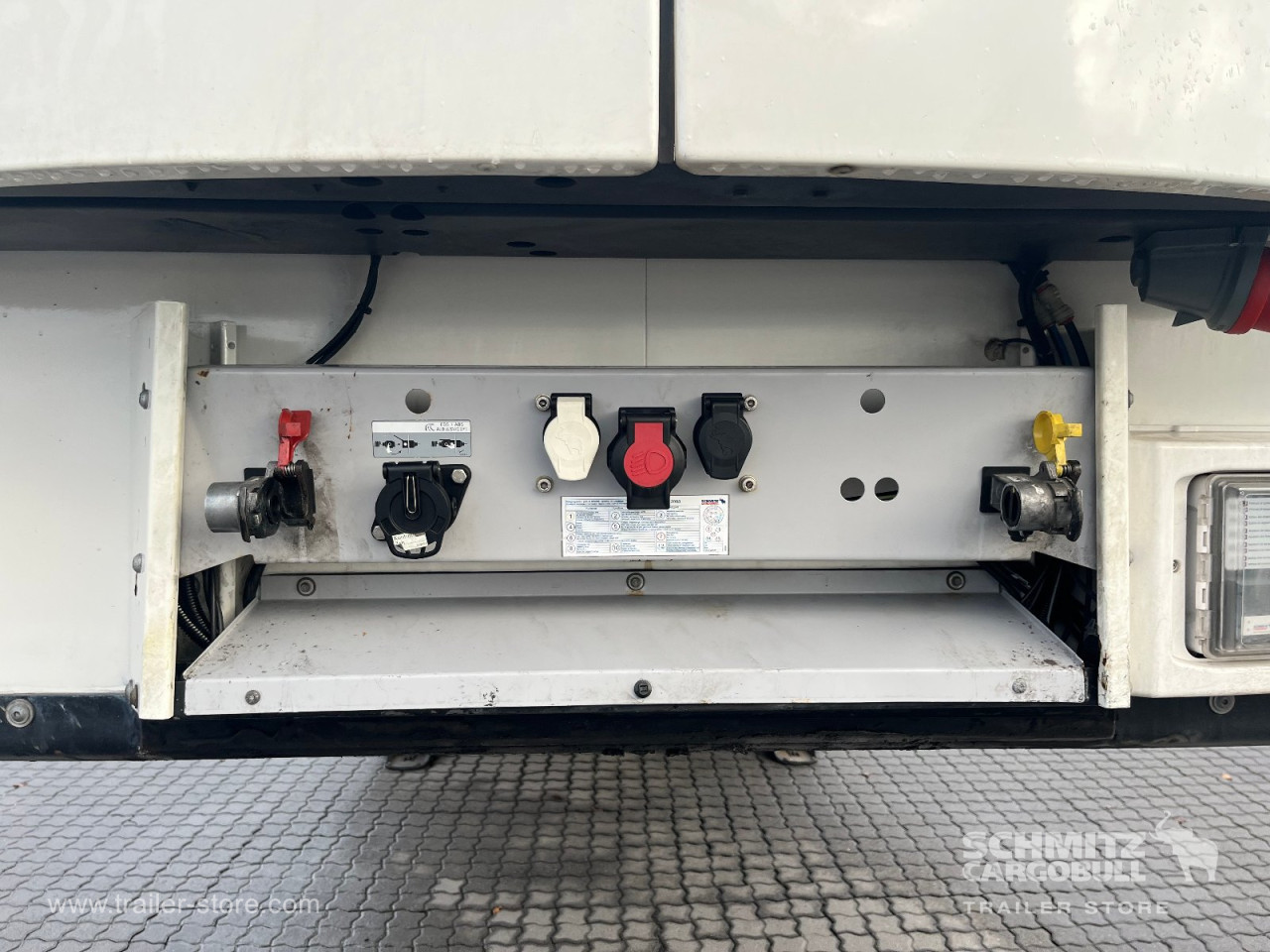 Schmitz Cargobull Tiefkühler Standard Doppelstock 
