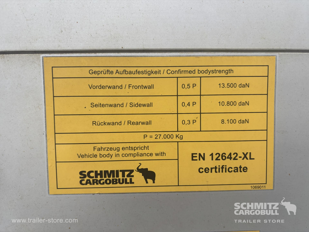 Schmitz Cargobull Curtainsider Standard 