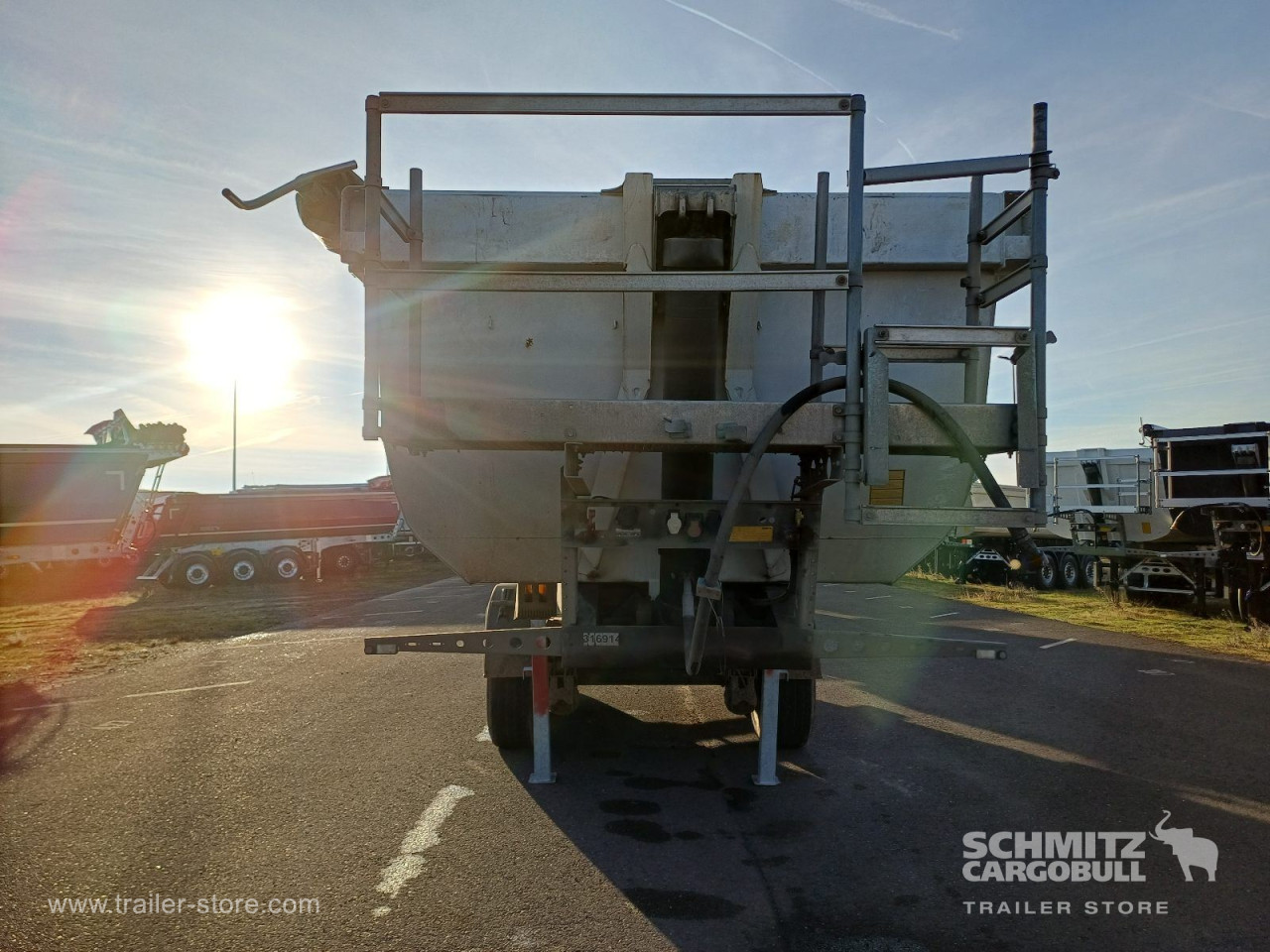 Schmitz Cargobull Kipper Stahlrundmulde 24m³ 