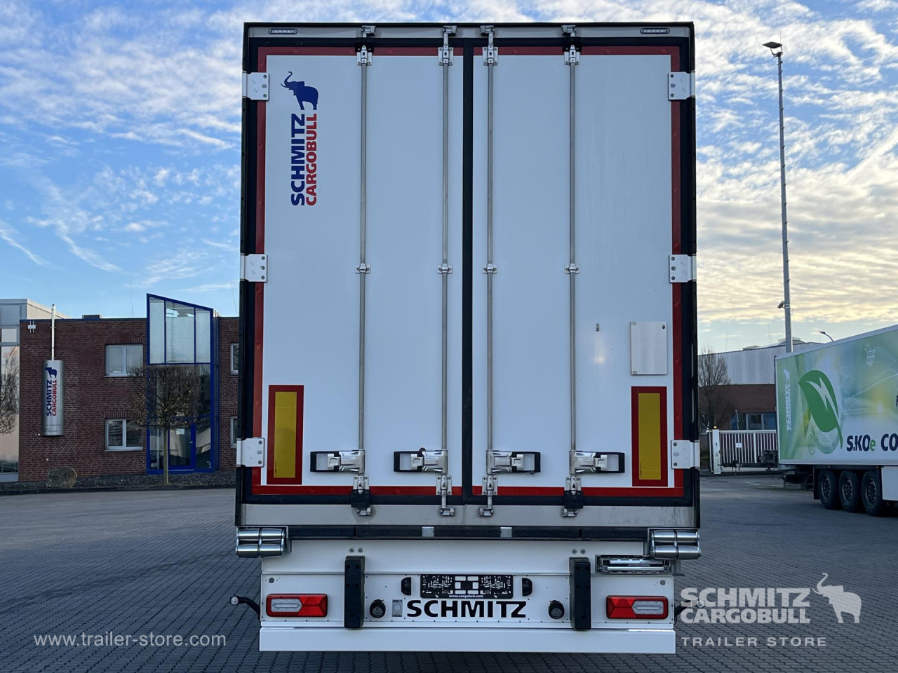 Schmitz Cargobull Tiefkühler Standard Doppelstock Trennwand 