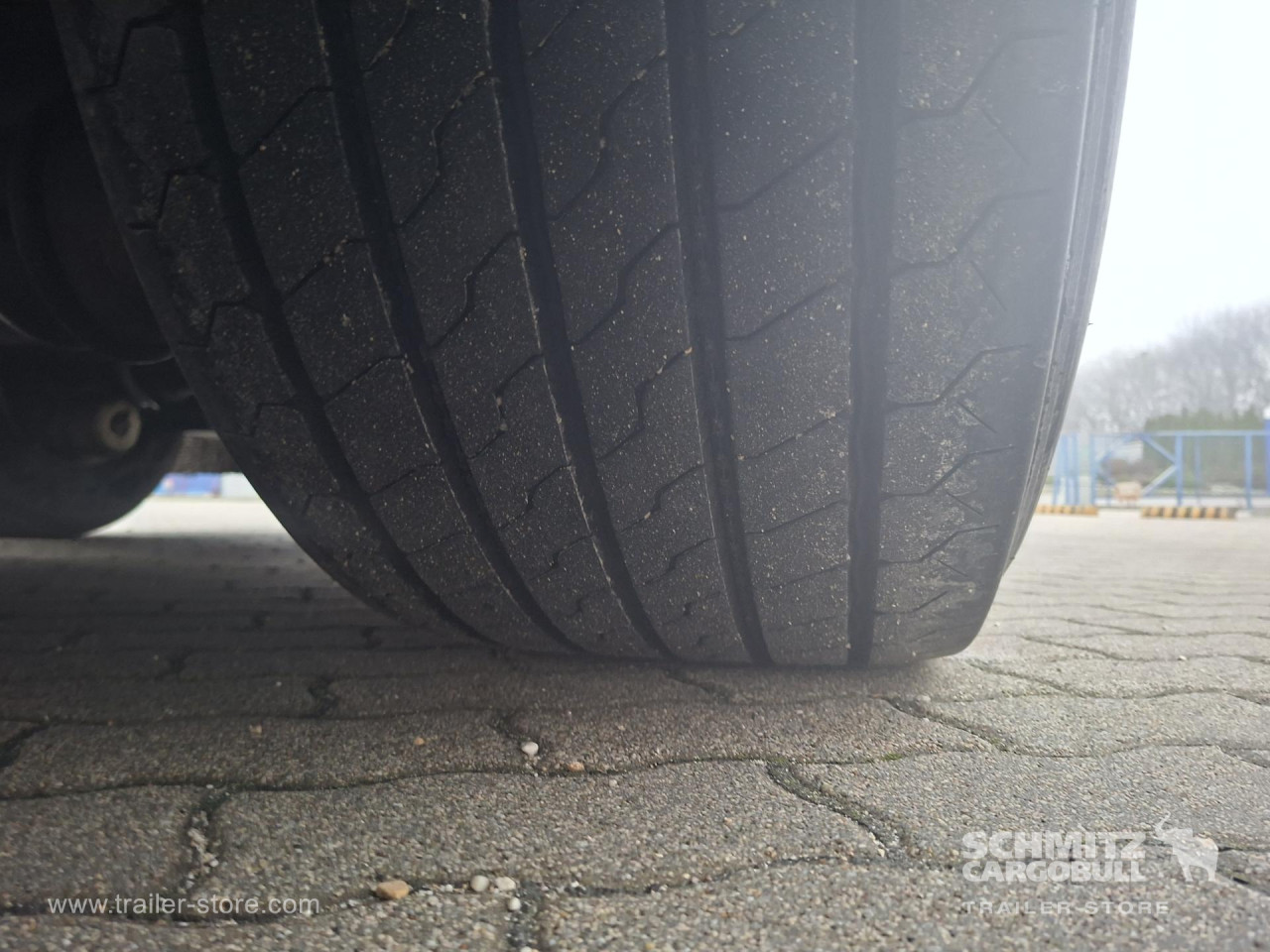 Schmitz Cargobull Curtainsider Mega 