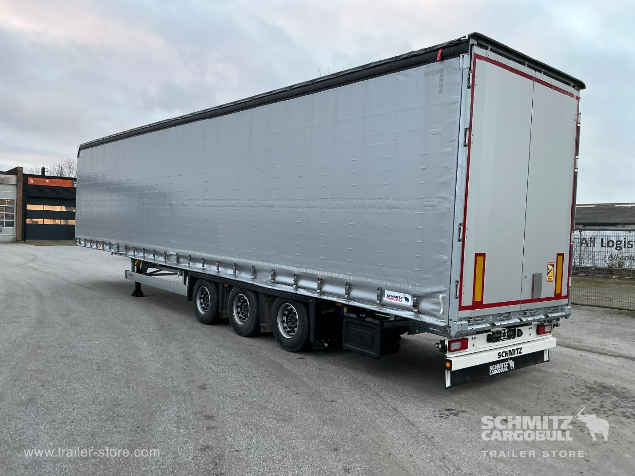 Schmitz Cargobull Curtainsider Mega 