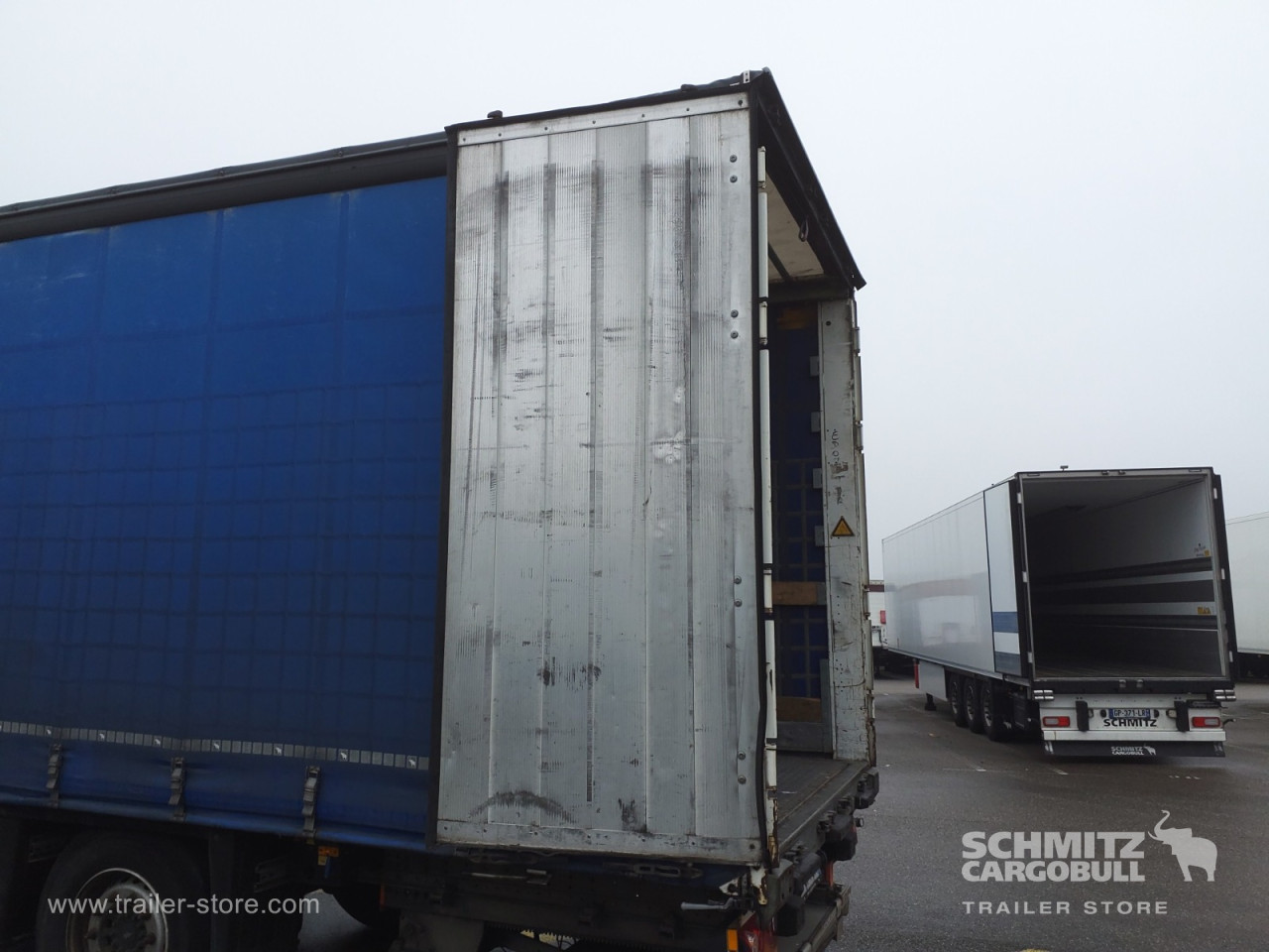 Schmitz Cargobull Semitrailer Curtainsider Standard Hayon 
