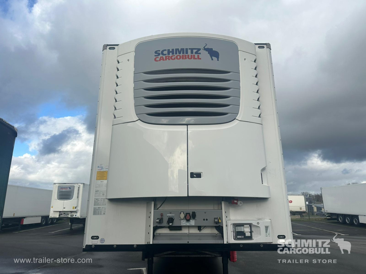 Schmitz Cargobull Semitrailer Reefer Standard 
