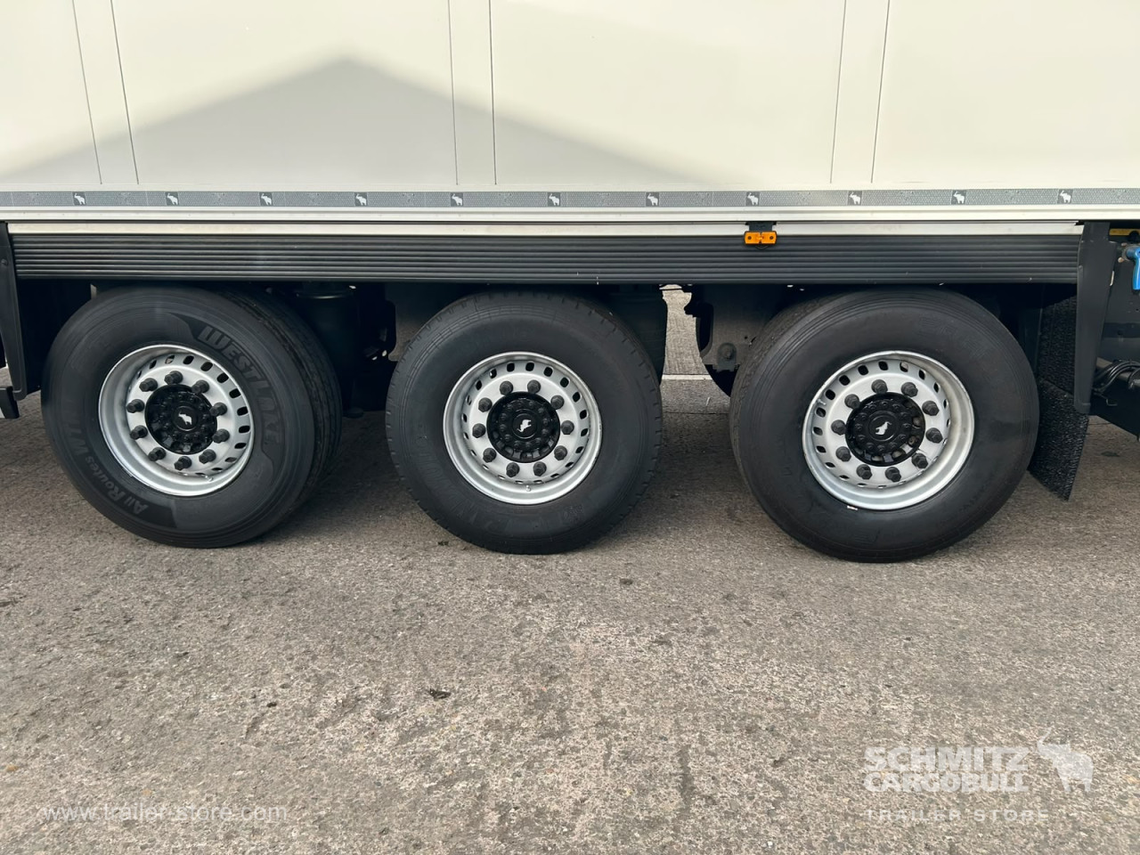 Schmitz Cargobull Reefer Multitemp Taillift 