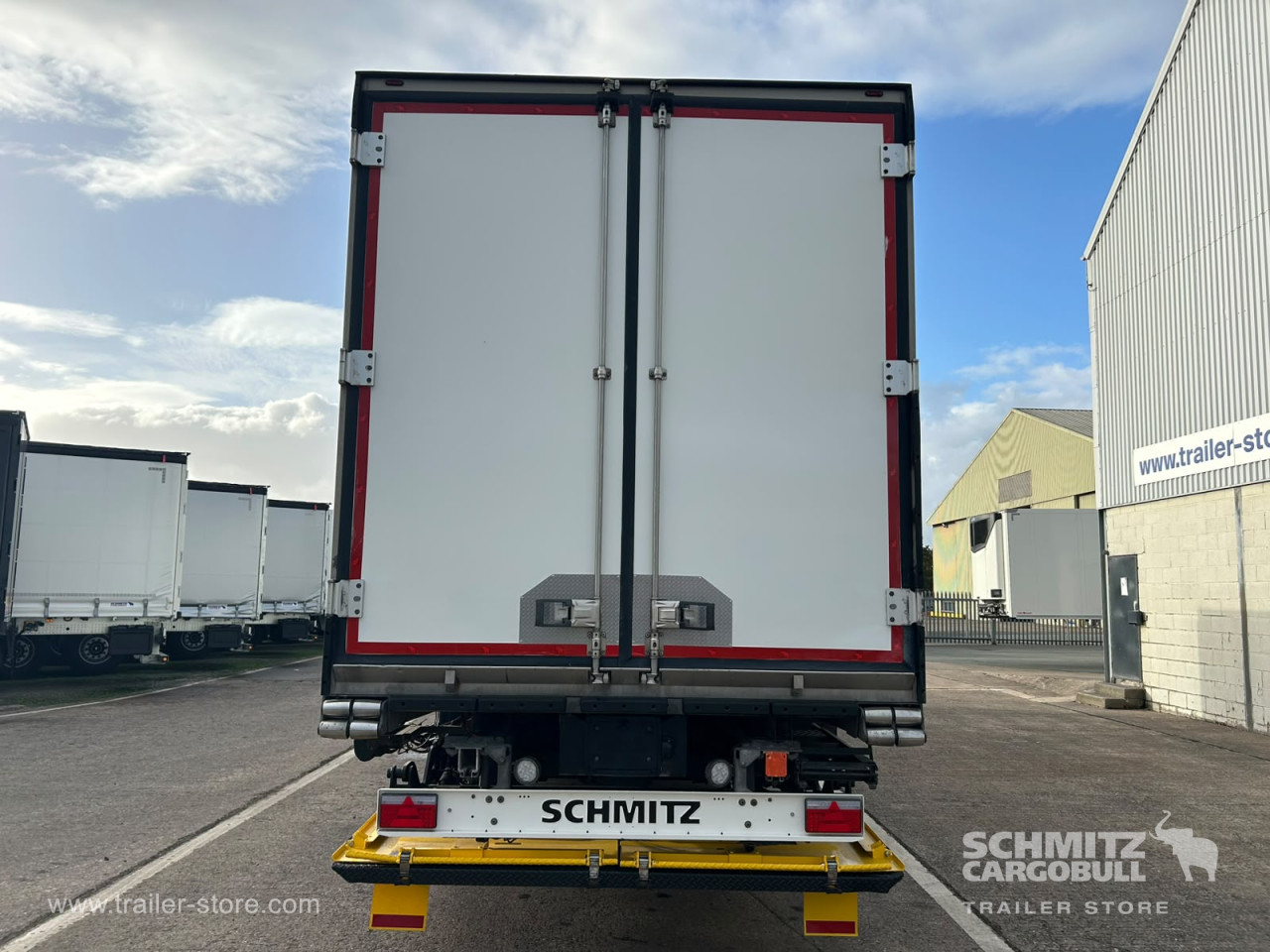 Schmitz Cargobull Reefer Multitemp Taillift 