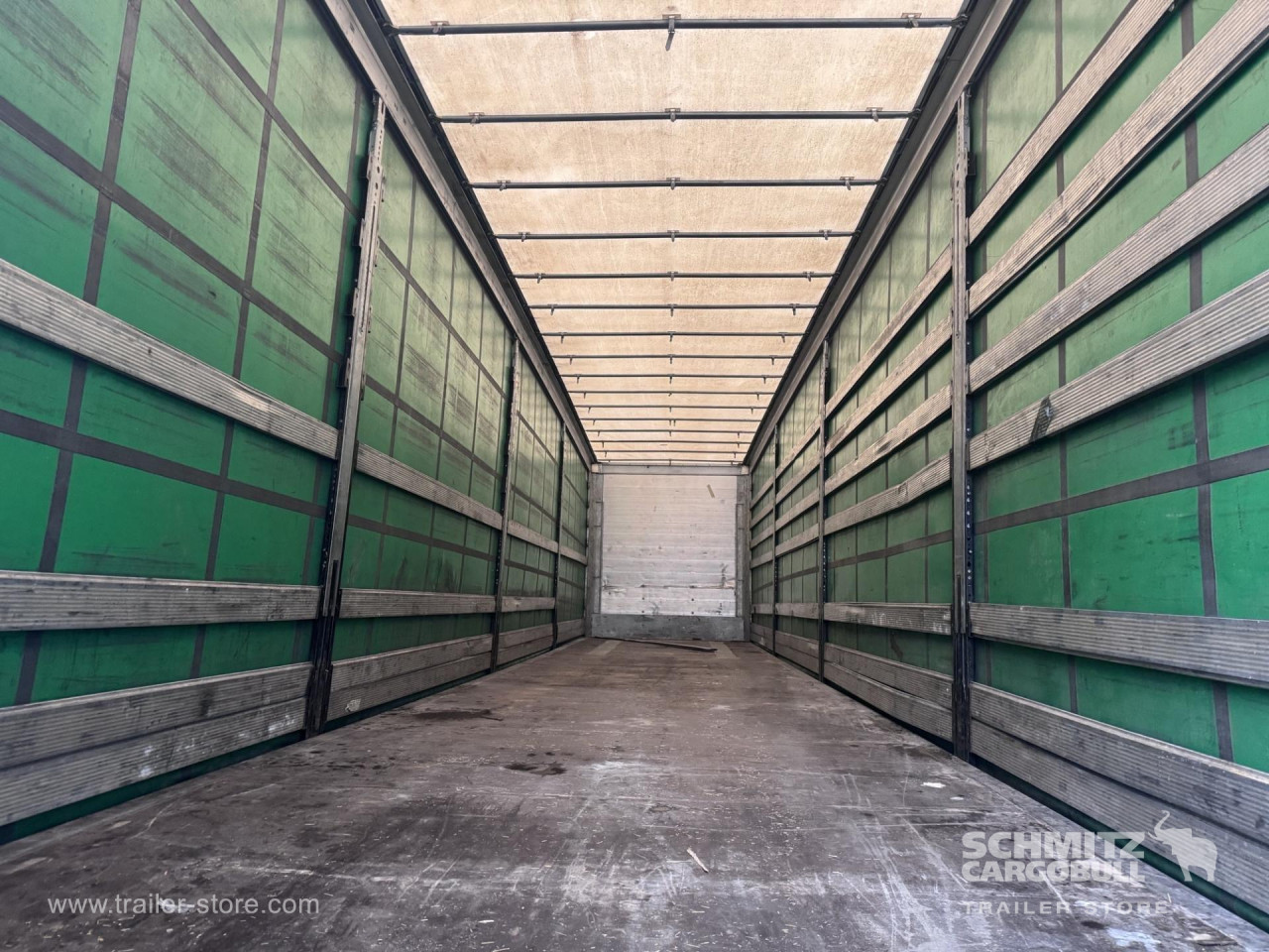 Schmitz Cargobull Curtainsider Mega 