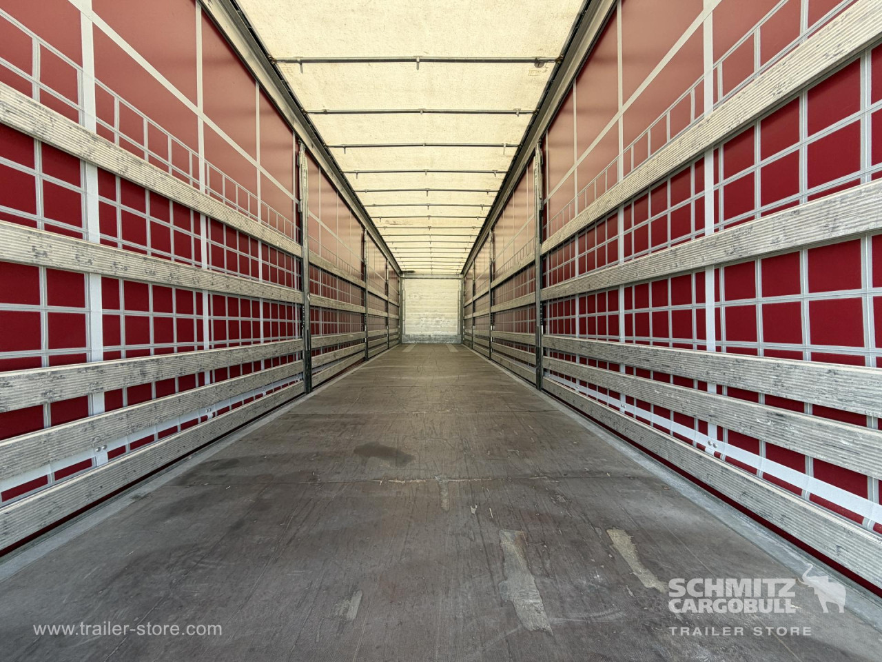 Schmitz Cargobull Curtainsider Mega 